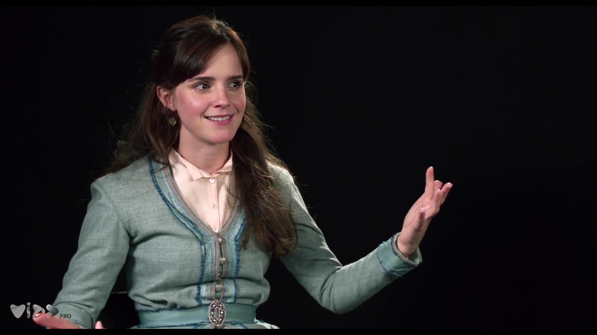 EmmaWatsonFan-dot-nl_LittleWoman-Sony_Soundbites0267.jpg