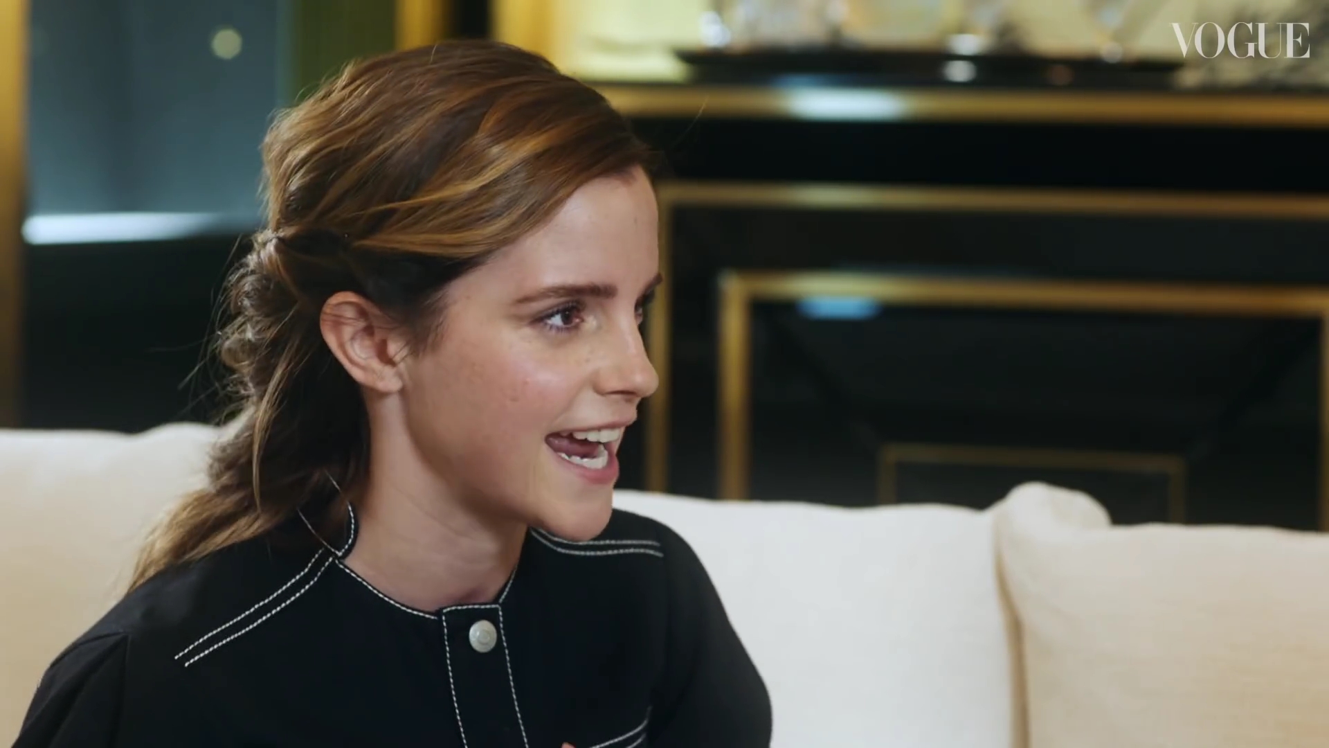 EmmaWatsonFan-dot-nl_2019VogueUK00037.jpg