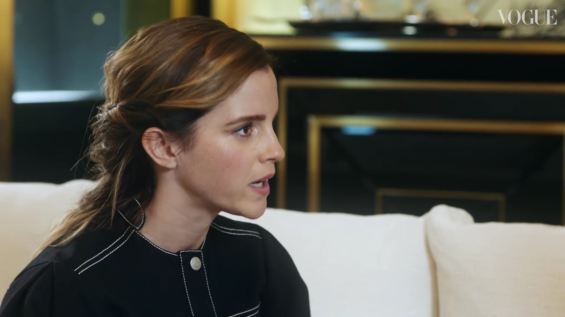 EmmaWatsonFan-dot-nl_2019VogueUK00102.jpg