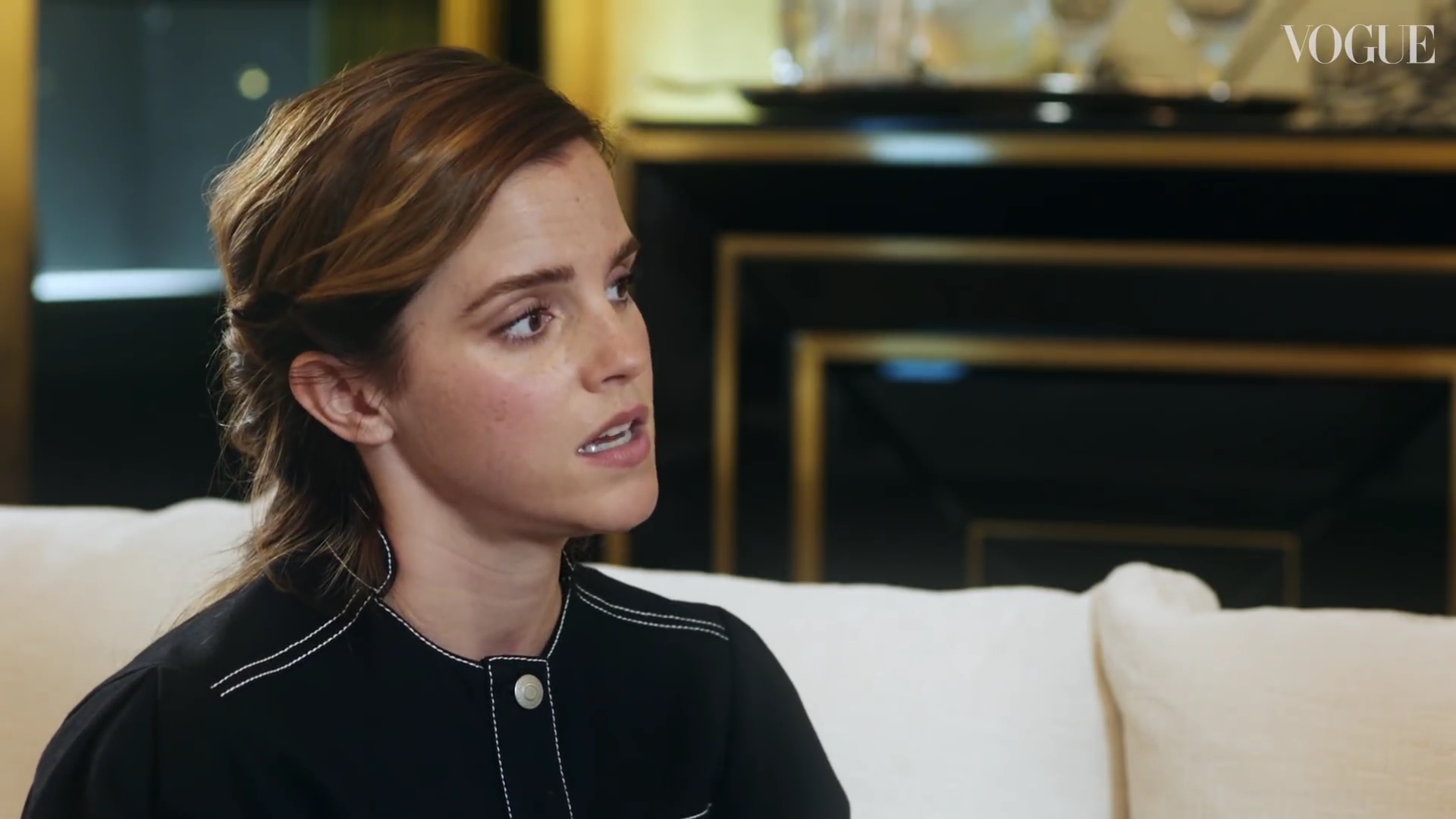 EmmaWatsonFan-dot-nl_2019VogueUK00171.jpg