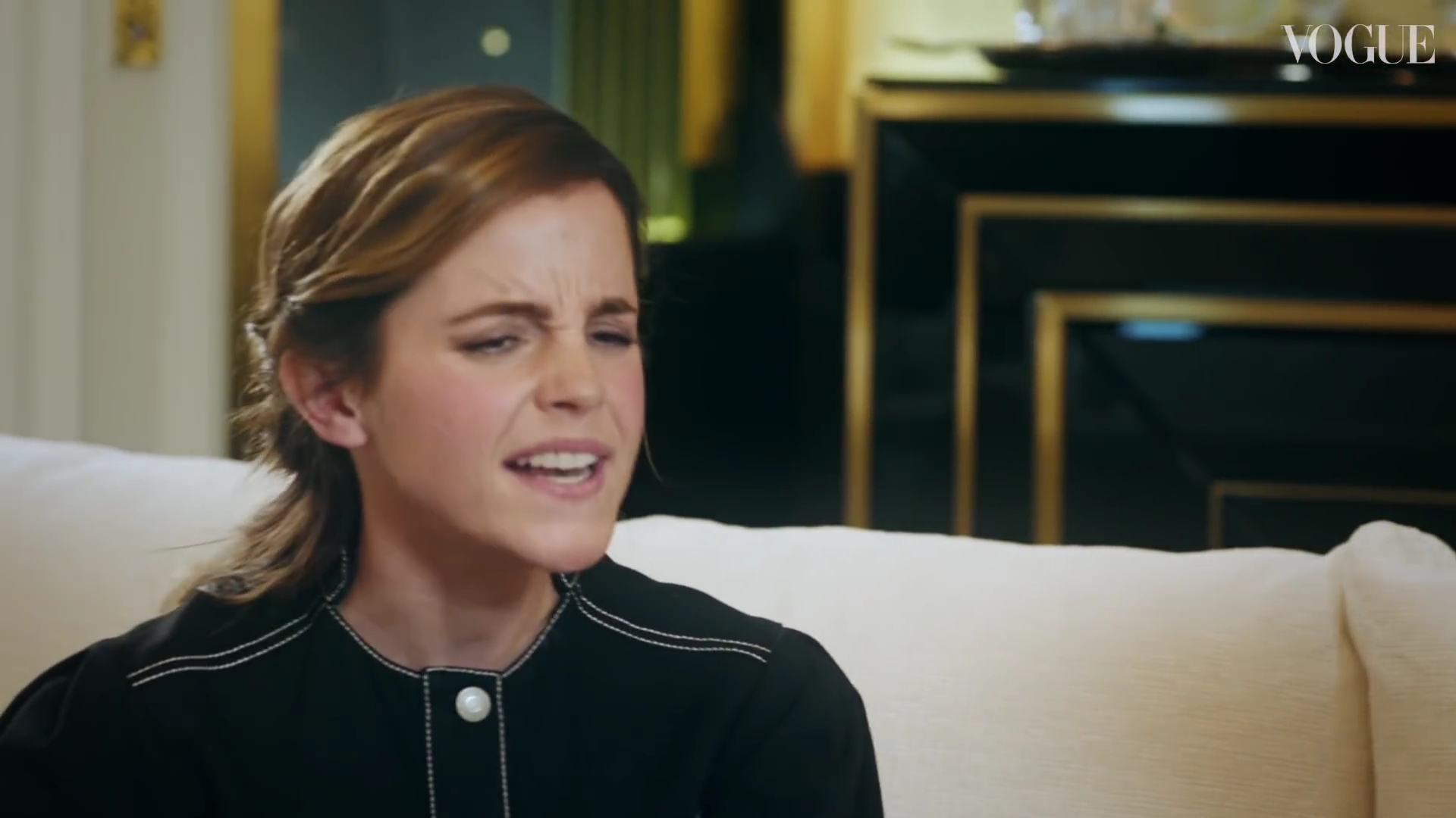 EmmaWatsonFan-dot-nl_2019VogueUK00571.jpg