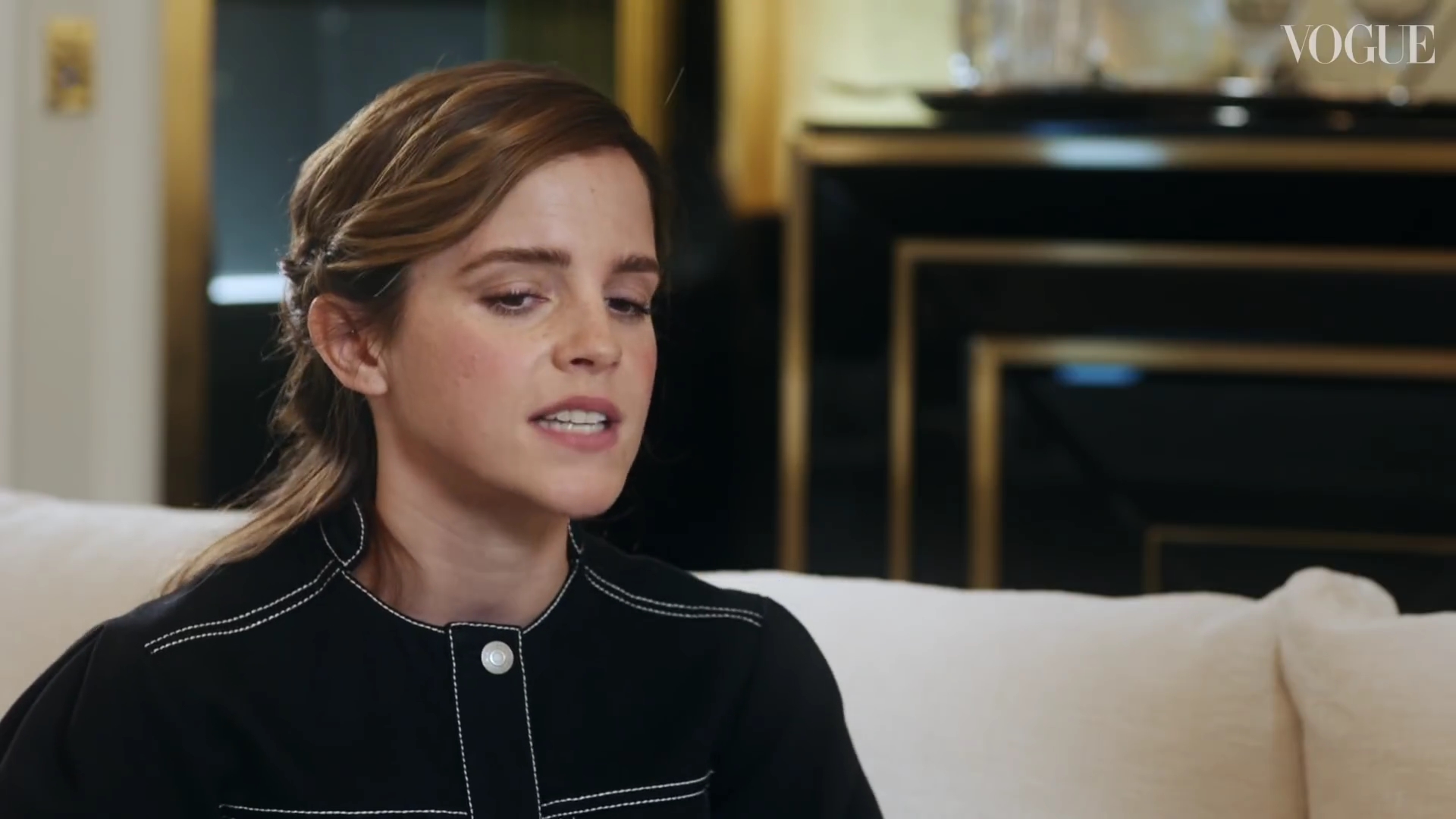 EmmaWatsonFan-dot-nl_2019VogueUK00727.jpg