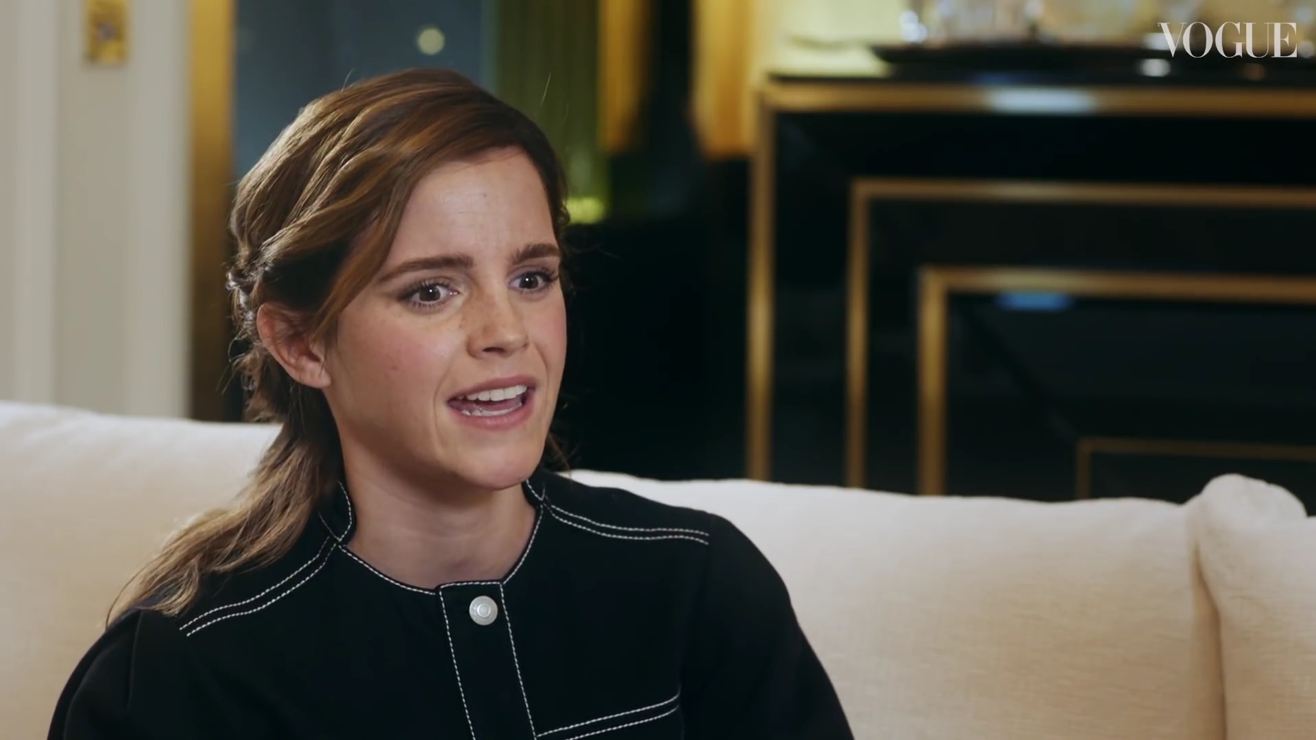 EmmaWatsonFan-dot-nl_2019VogueUK01040.jpg