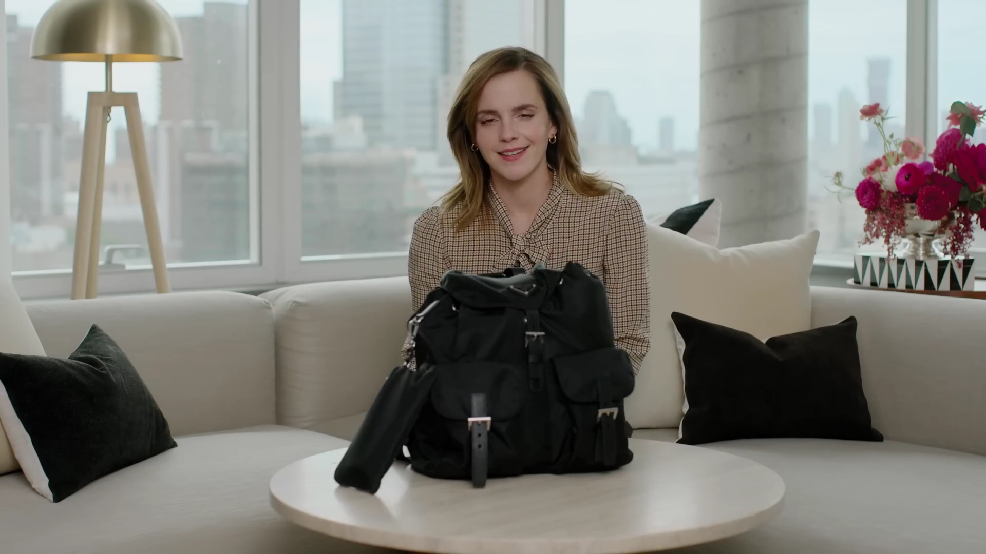 EmmaWatsonFan-dot-nl-2023Vouge-InsideEmmasPradaBackpack0007.jpg EmmaWatsonFan-dot-nl-2023Vouge-InsideEmmasPradaBackpack0007.jpg