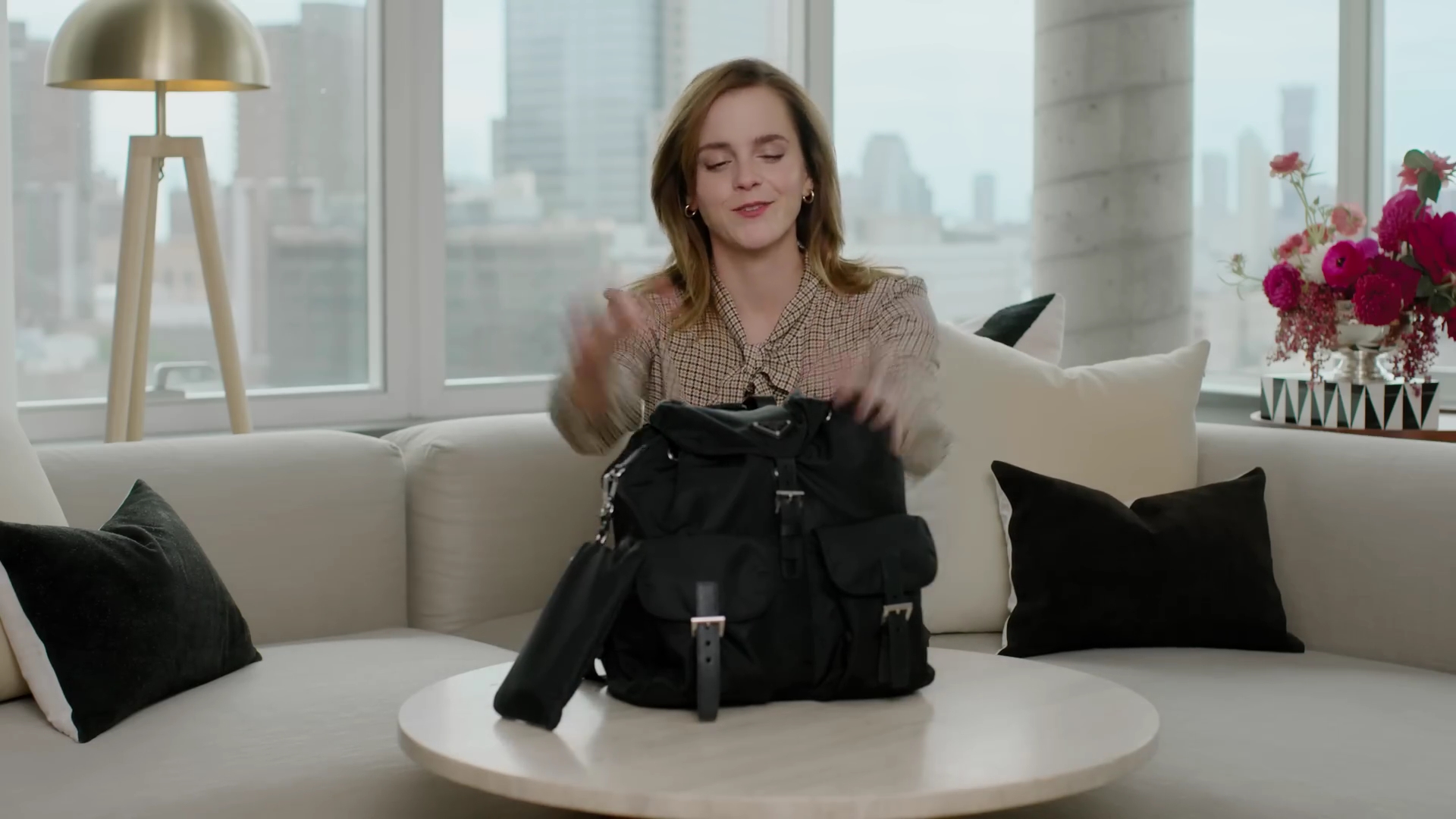 EmmaWatsonFan-dot-nl-2023Vouge-InsideEmmasPradaBackpack0008.jpg EmmaWatsonFan-dot-nl-2023Vouge-InsideEmmasPradaBackpack0008.jpg