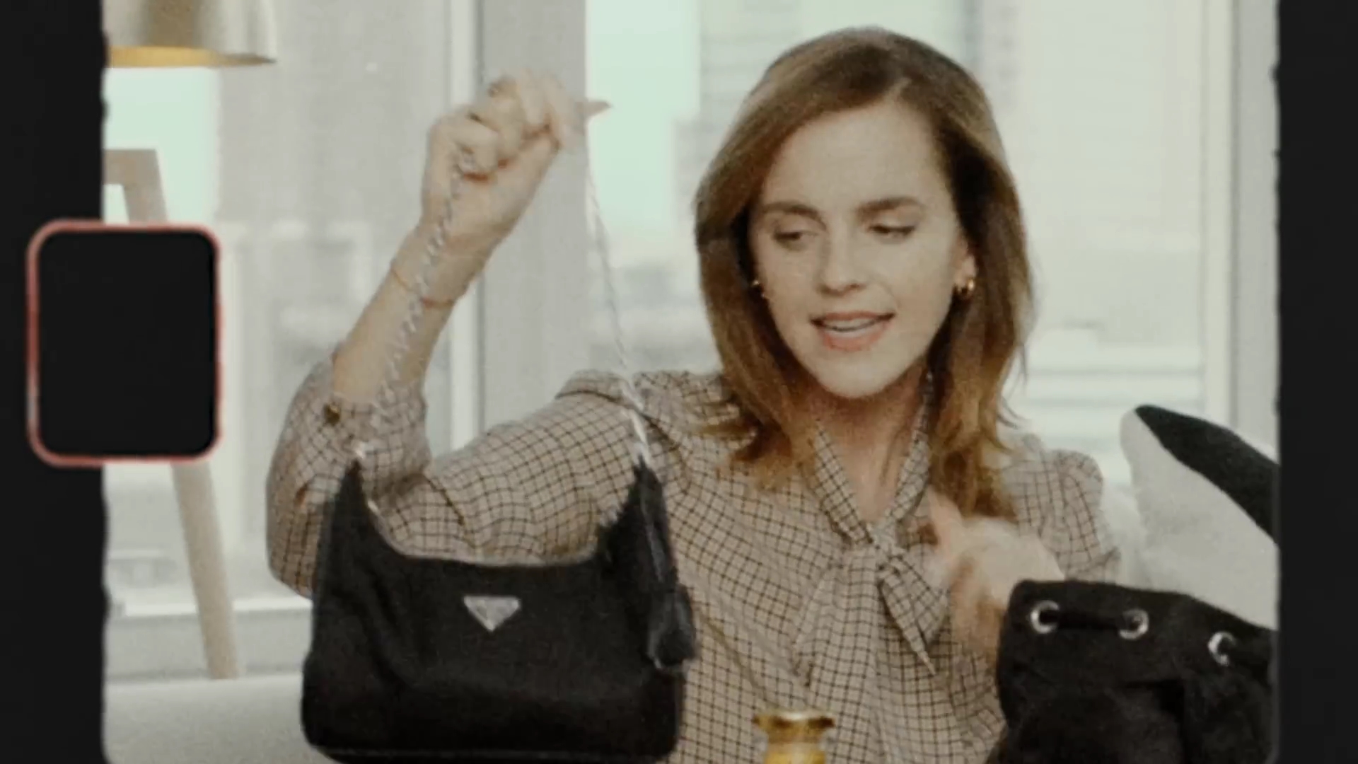 EmmaWatsonFan-dot-nl-2023Vouge-InsideEmmasPradaBackpack0035.jpg EmmaWatsonFan-dot-nl-2023Vouge-InsideEmmasPradaBackpack0035.jpg