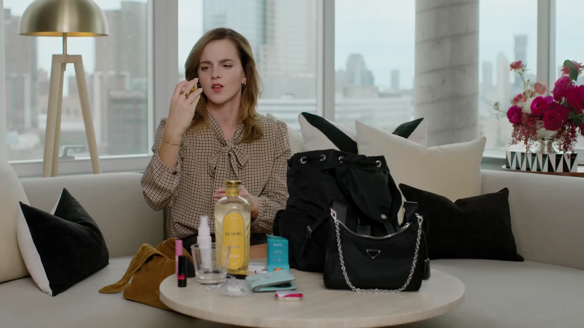 EmmaWatsonFan-dot-nl-2023Vouge-InsideEmmasPradaBackpack0168.jpg EmmaWatsonFan-dot-nl-2023Vouge-InsideEmmasPradaBackpack0168.jpg