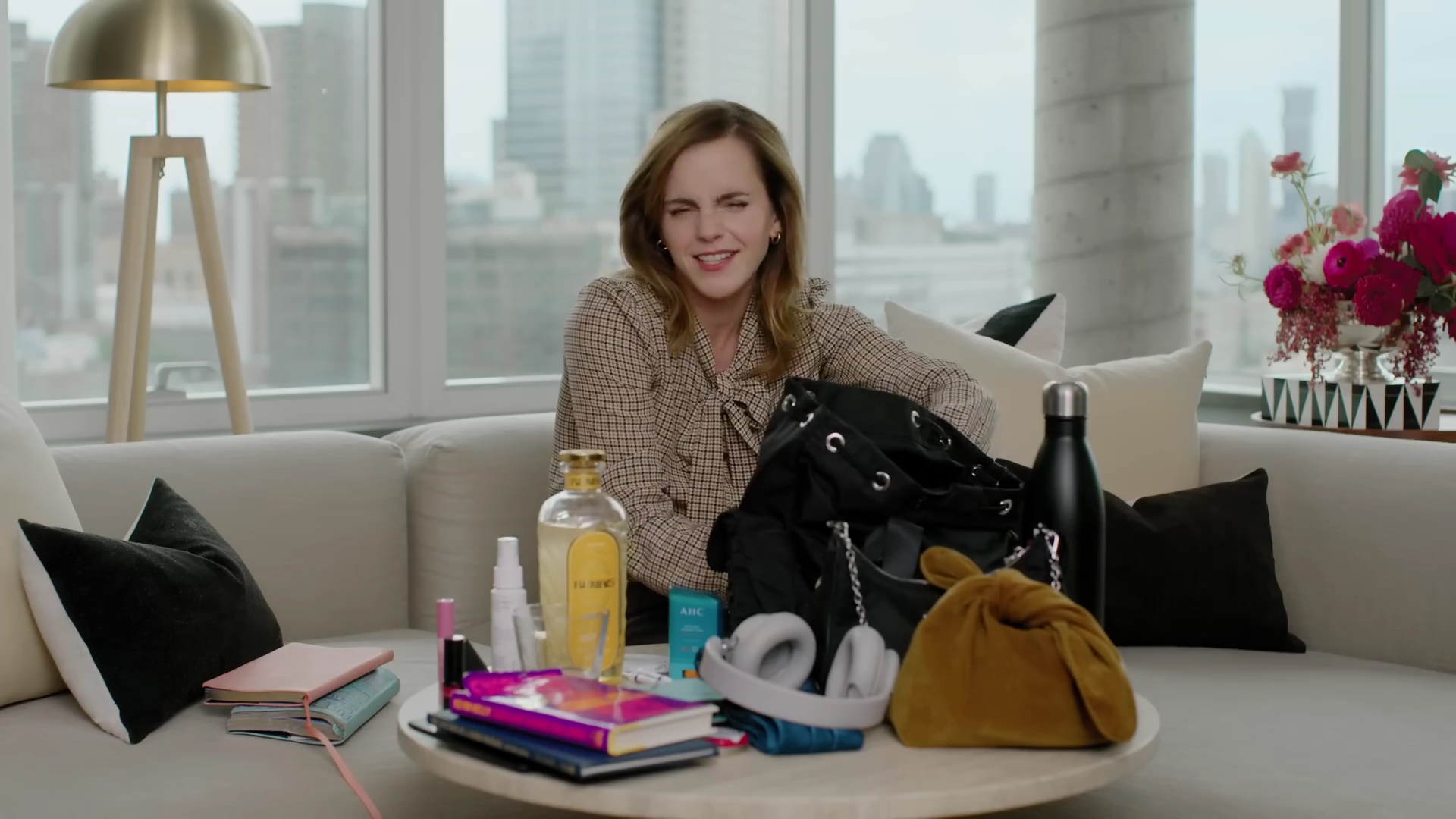 EmmaWatsonFan-dot-nl-2023Vouge-InsideEmmasPradaBackpack0334.jpg EmmaWatsonFan-dot-nl-2023Vouge-InsideEmmasPradaBackpack0334.jpg