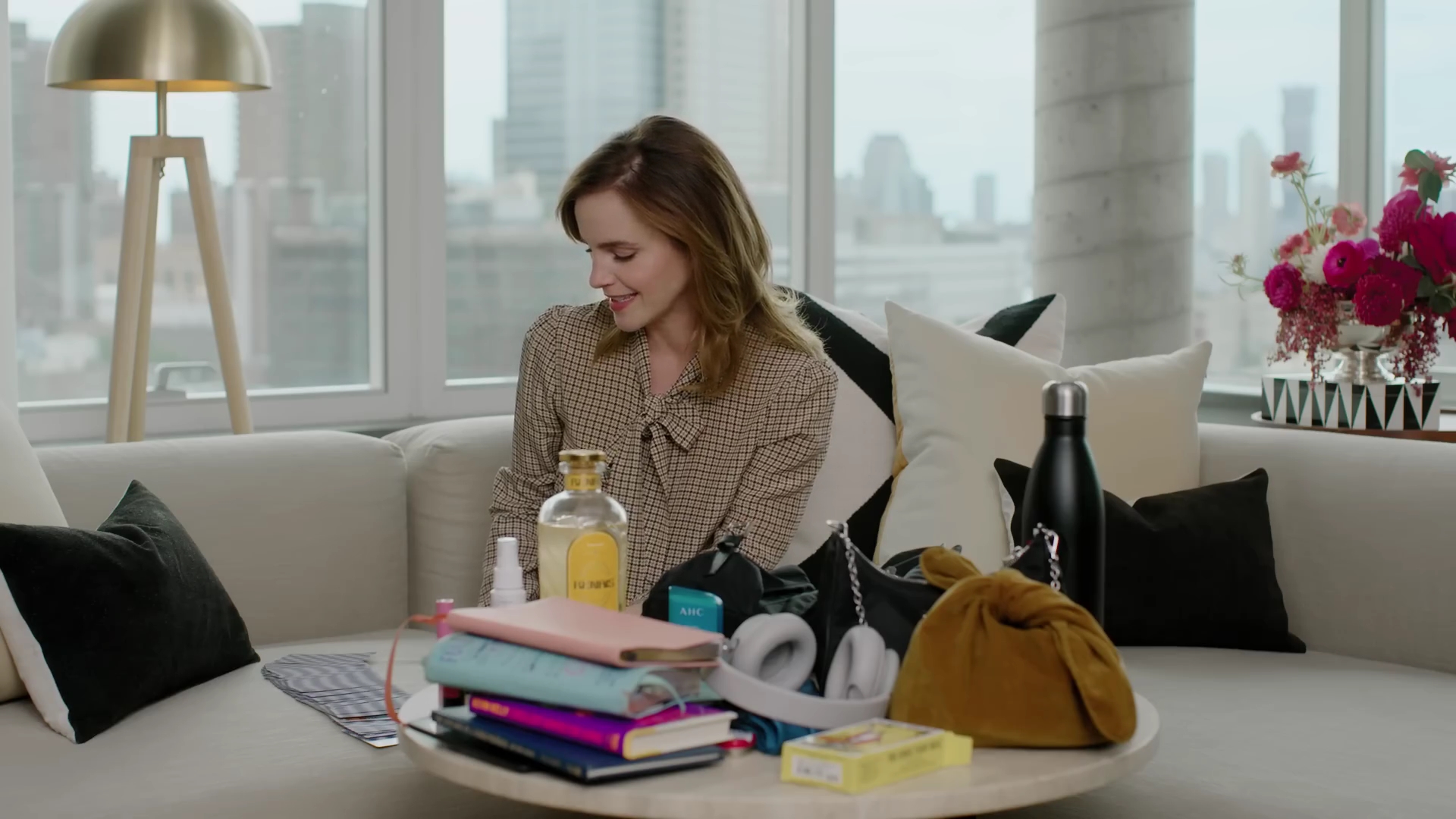 EmmaWatsonFan-dot-nl-2023Vouge-InsideEmmasPradaBackpack0382.jpg EmmaWatsonFan-dot-nl-2023Vouge-InsideEmmasPradaBackpack0382.jpg