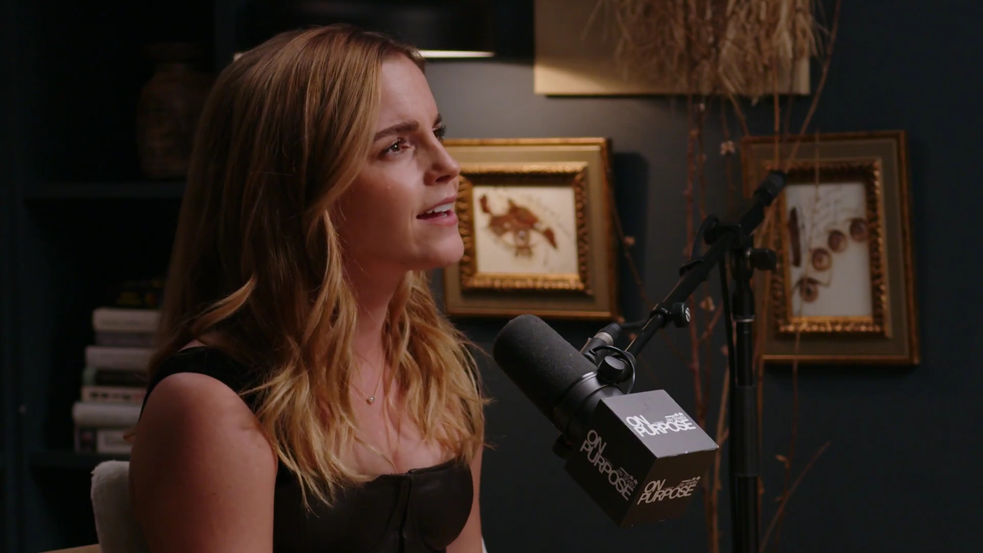 EmmaWatsonFan-dot-nl_2025OnPurposeWithJayShetty0175.jpg