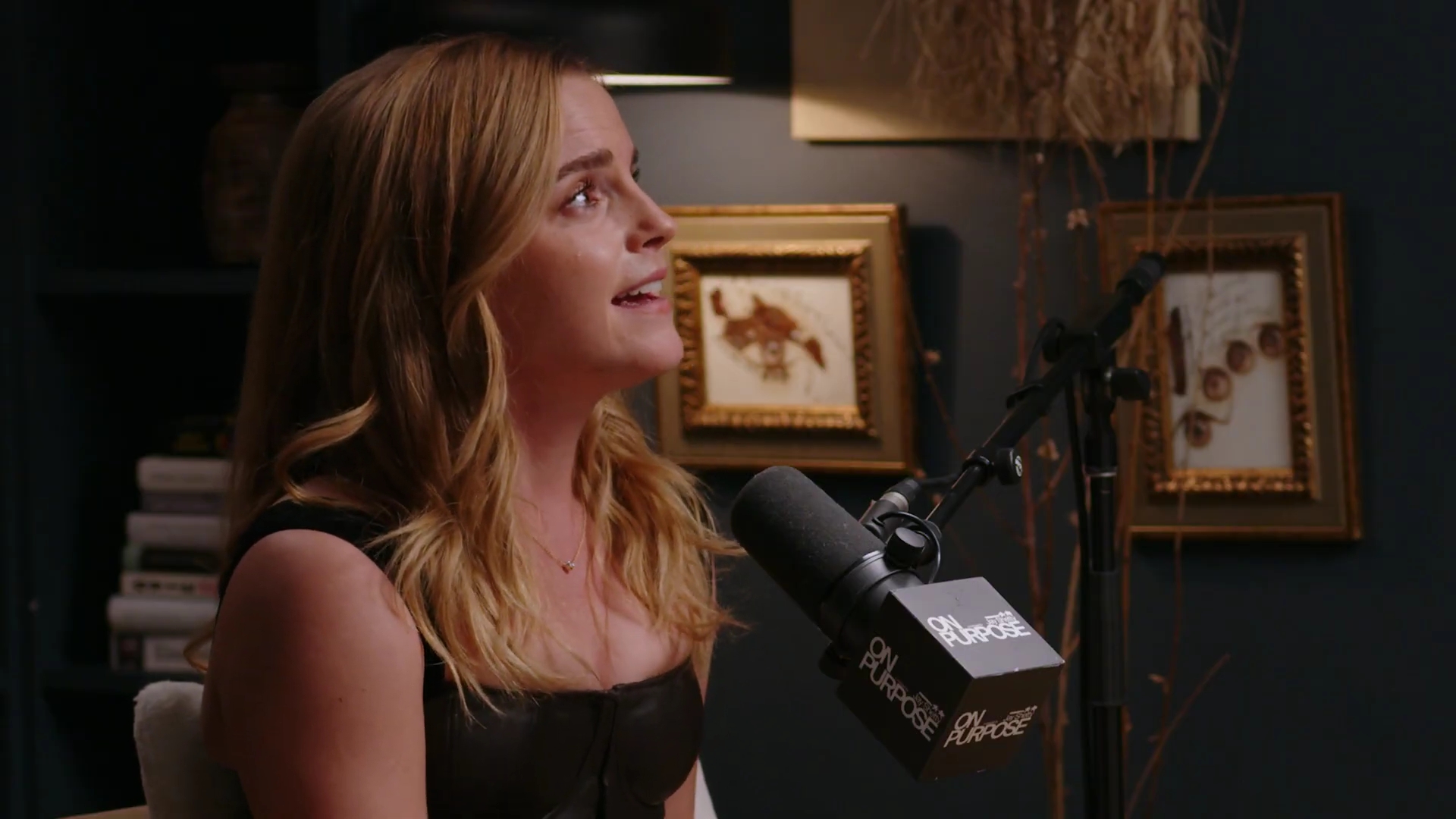 EmmaWatsonFan-dot-nl_2025OnPurposeWithJayShetty0190.jpg
