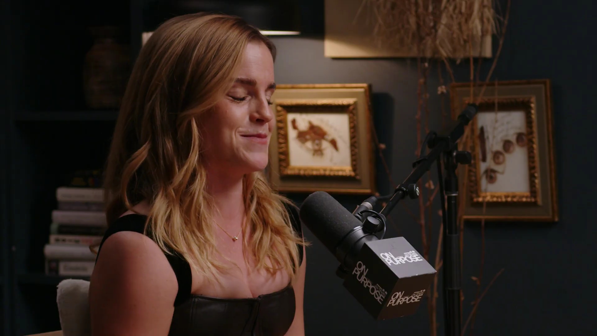 EmmaWatsonFan-dot-nl_2025OnPurposeWithJayShetty0192.jpg