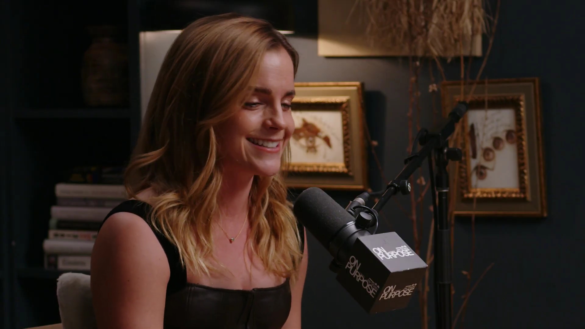 EmmaWatsonFan-dot-nl_2025OnPurposeWithJayShetty0194.jpg