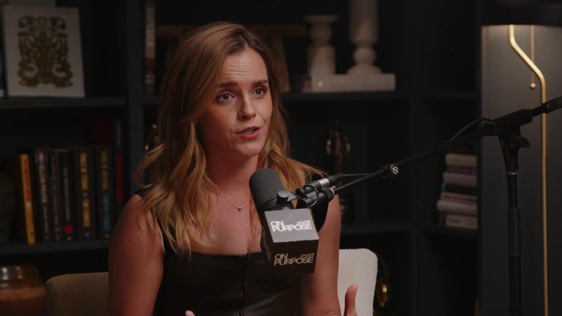 EmmaWatsonFan-dot-nl_2025OnPurposeWithJayShetty0202.jpg