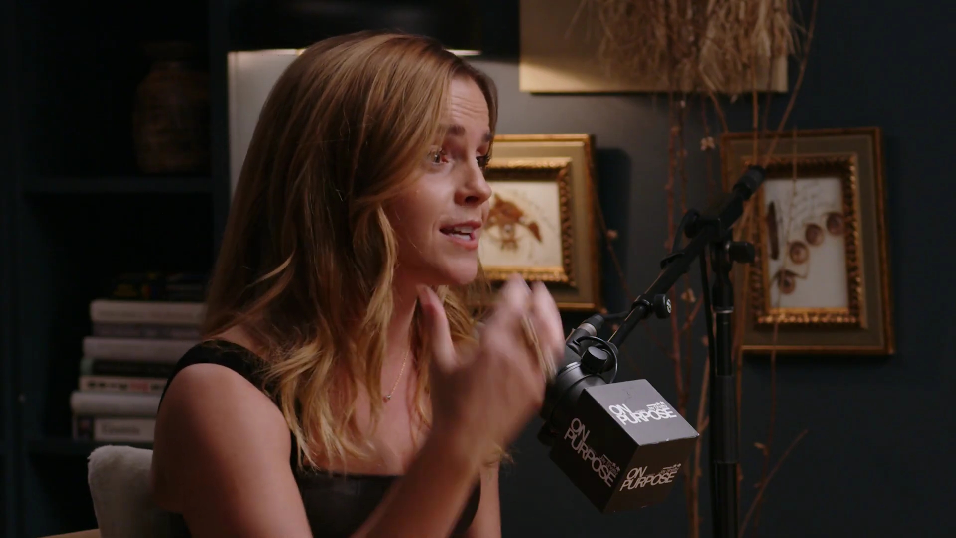 EmmaWatsonFan-dot-nl_2025OnPurposeWithJayShetty0323.jpg