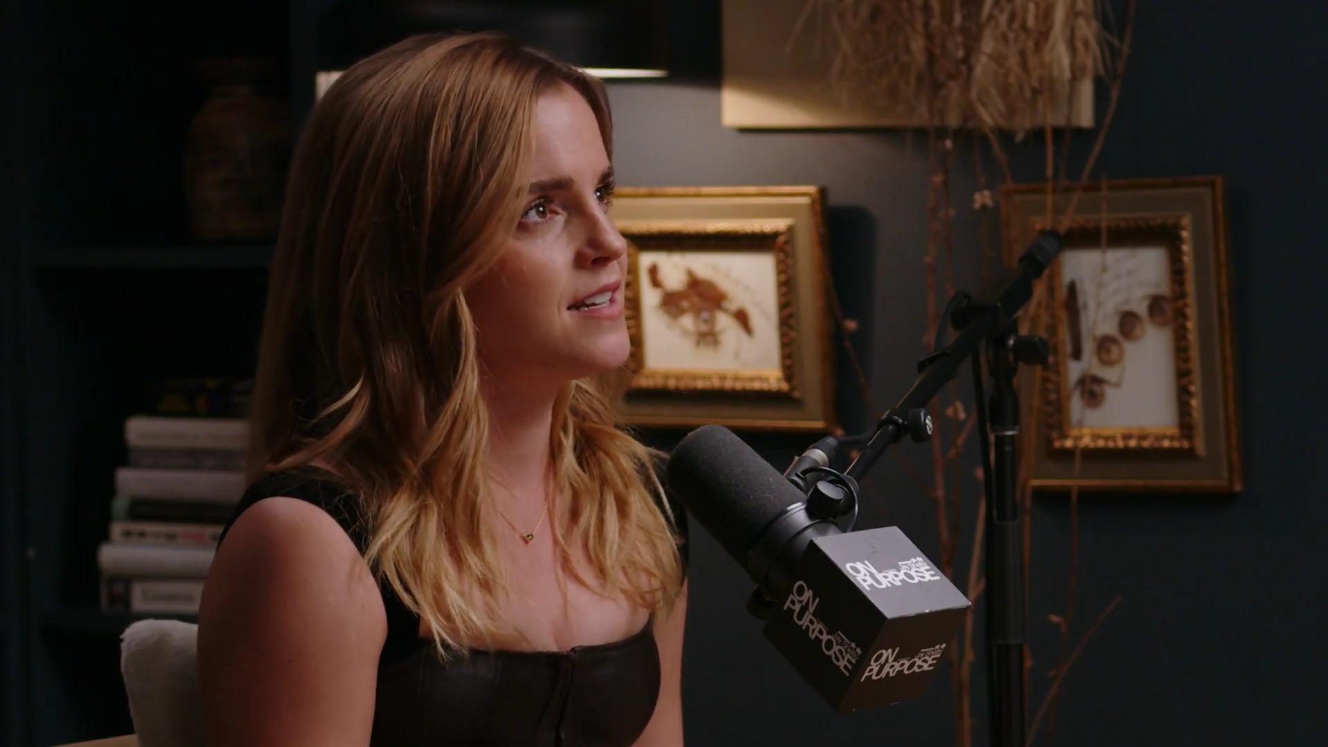 EmmaWatsonFan-dot-nl_2025OnPurposeWithJayShetty0335.jpg