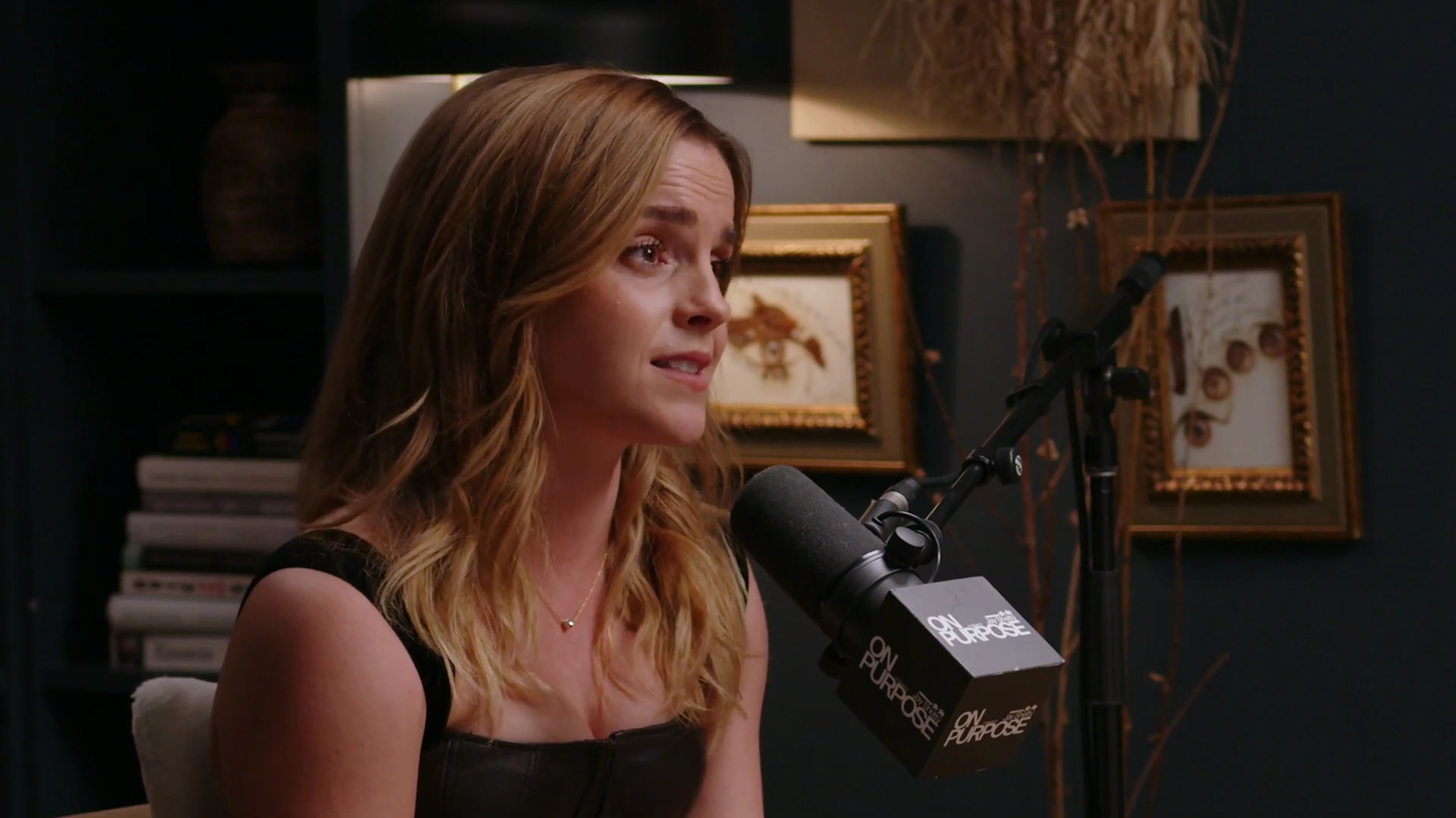 EmmaWatsonFan-dot-nl_2025OnPurposeWithJayShetty0357.jpg