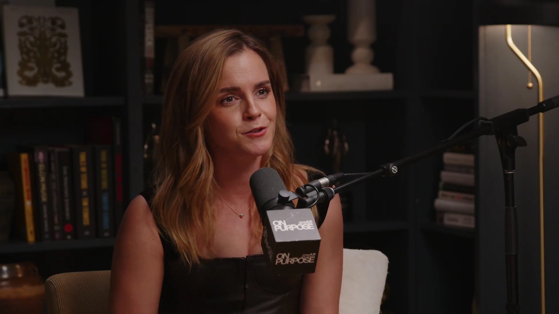EmmaWatsonFan-dot-nl_2025OnPurposeWithJayShetty0381.jpg
