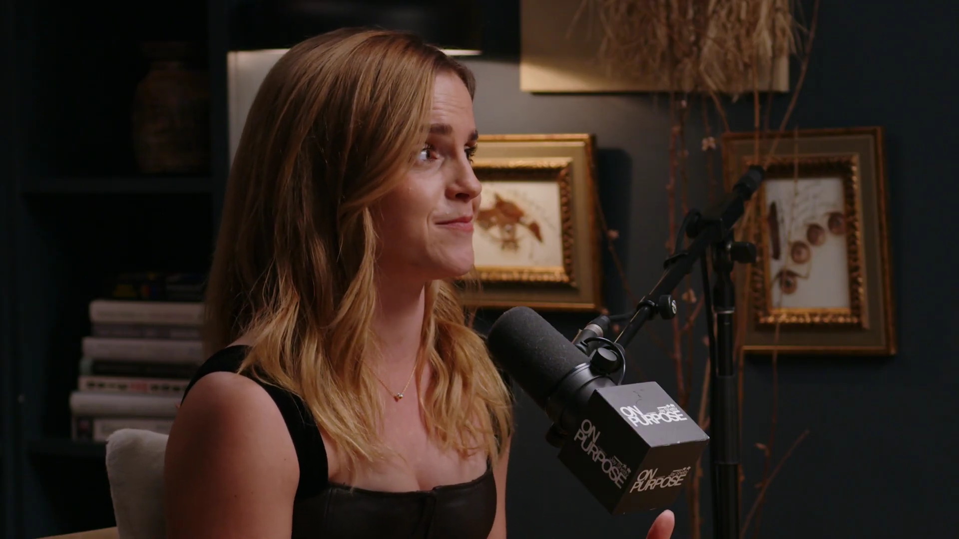 EmmaWatsonFan-dot-nl_2025OnPurposeWithJayShetty0468.jpg