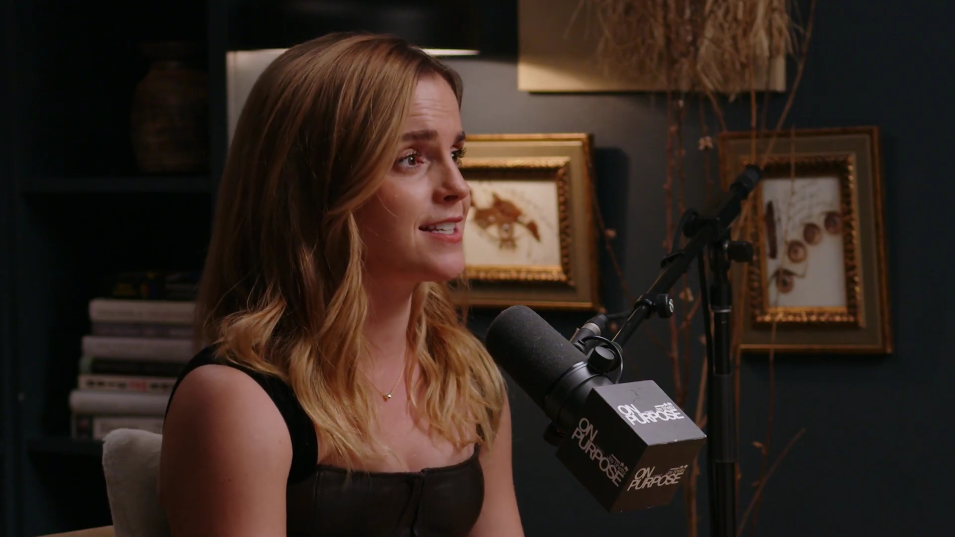 EmmaWatsonFan-dot-nl_2025OnPurposeWithJayShetty0498.jpg
