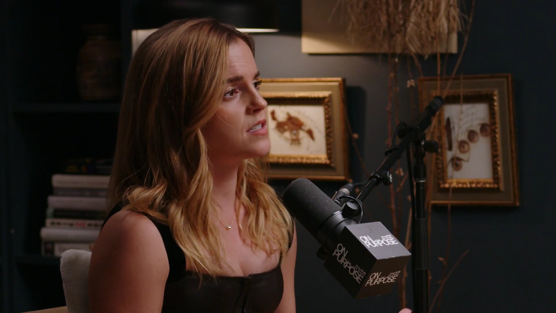 EmmaWatsonFan-dot-nl_2025OnPurposeWithJayShetty0517.jpg