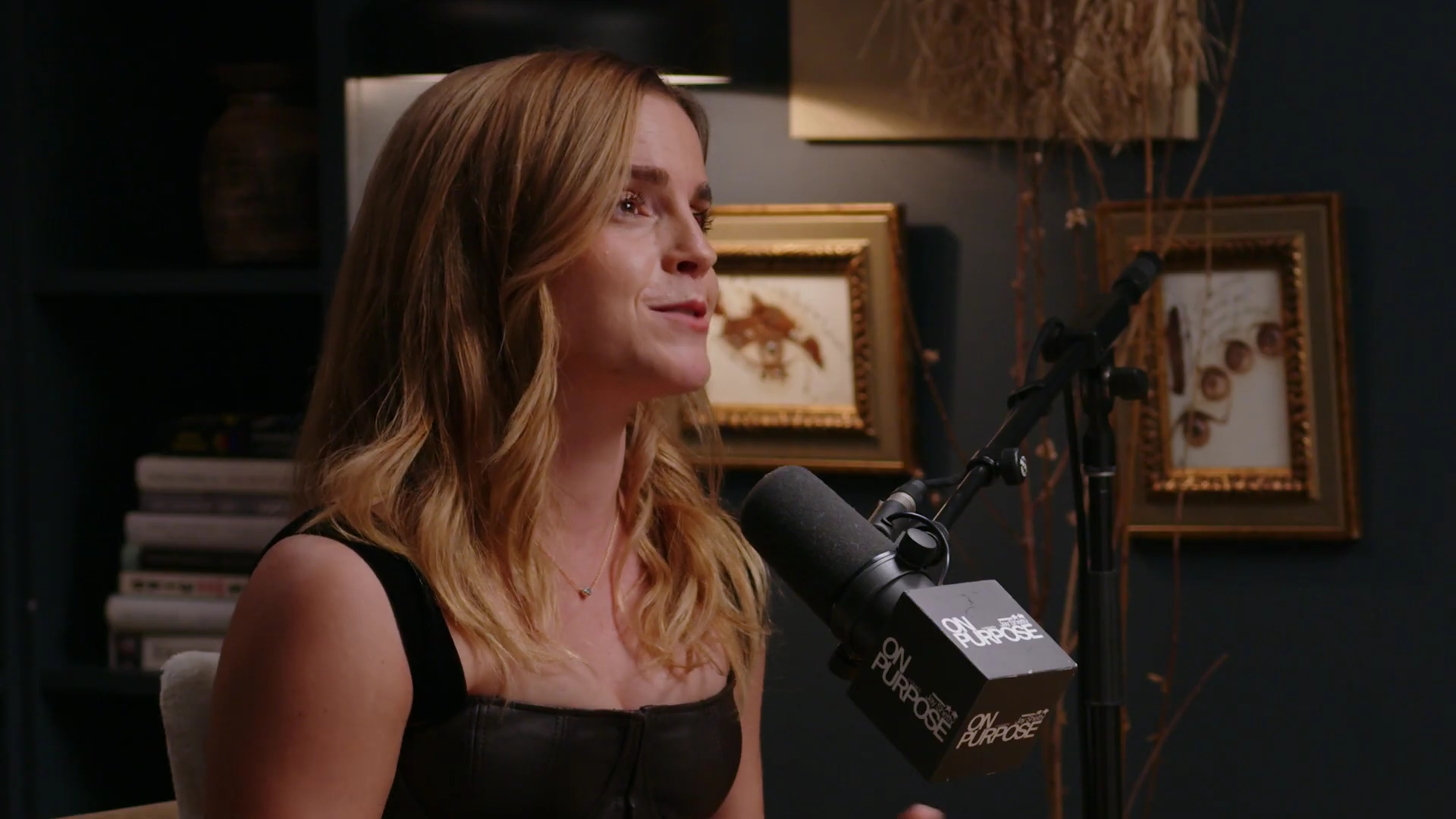EmmaWatsonFan-dot-nl_2025OnPurposeWithJayShetty0538.jpg