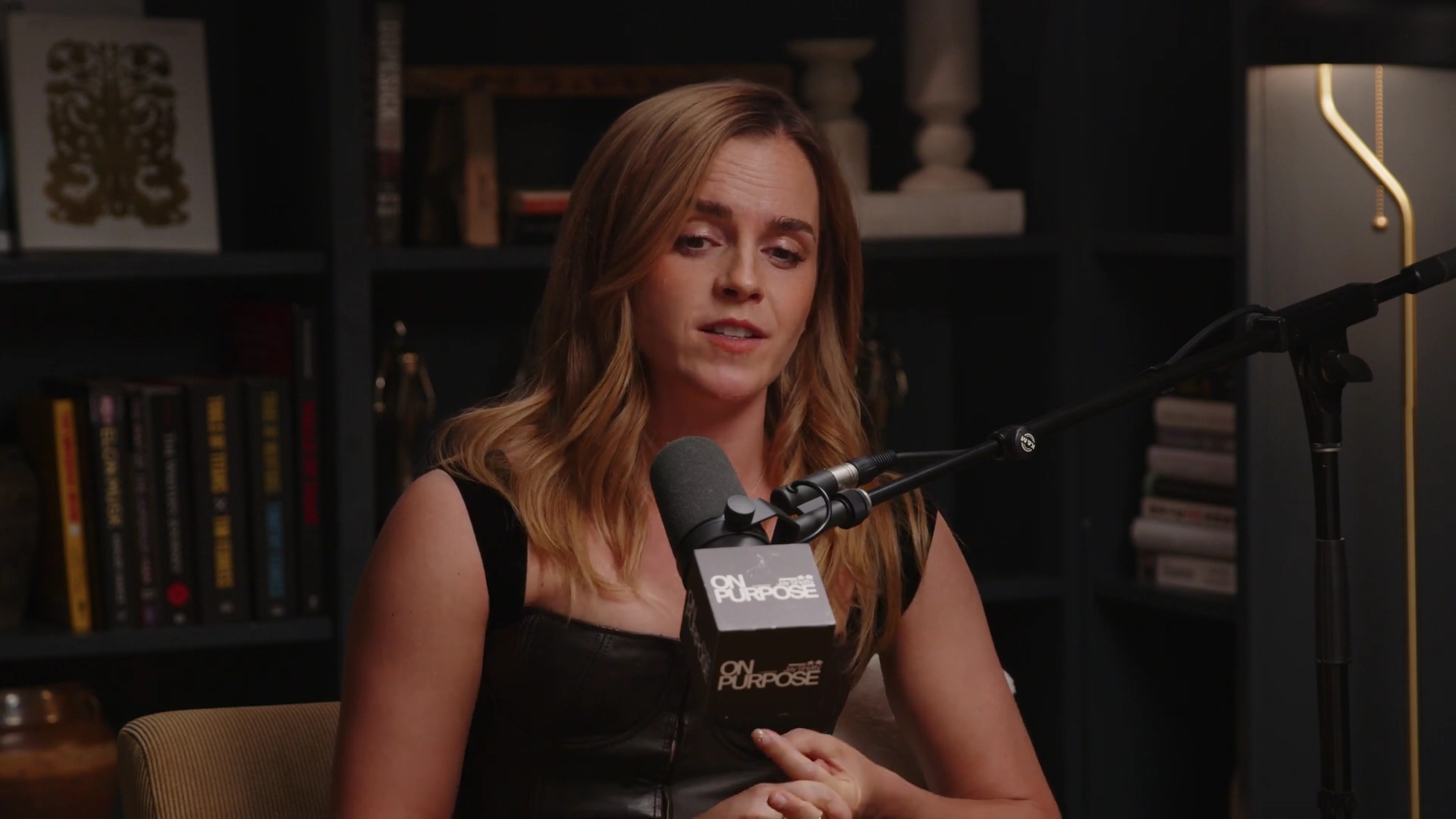 EmmaWatsonFan-dot-nl_2025OnPurposeWithJayShetty0569.jpg