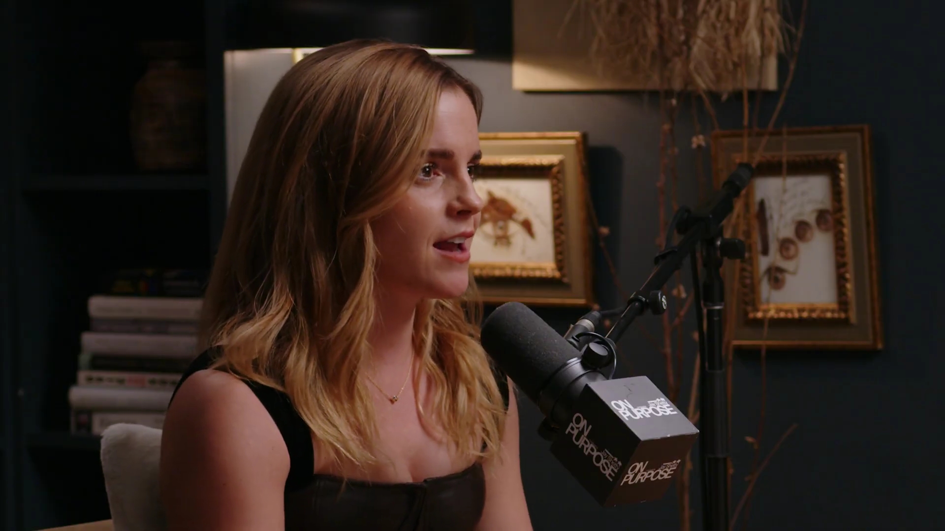 EmmaWatsonFan-dot-nl_2025OnPurposeWithJayShetty0581.jpg
