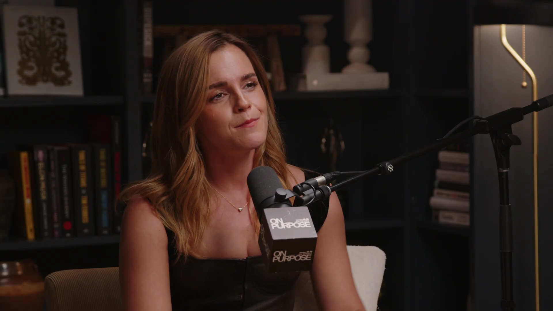 EmmaWatsonFan-dot-nl_2025OnPurposeWithJayShetty0638.jpg