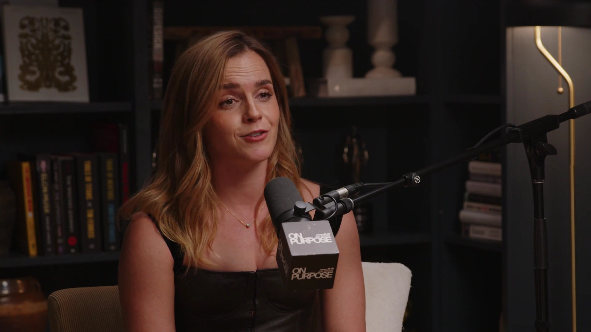 EmmaWatsonFan-dot-nl_2025OnPurposeWithJayShetty0644.jpg