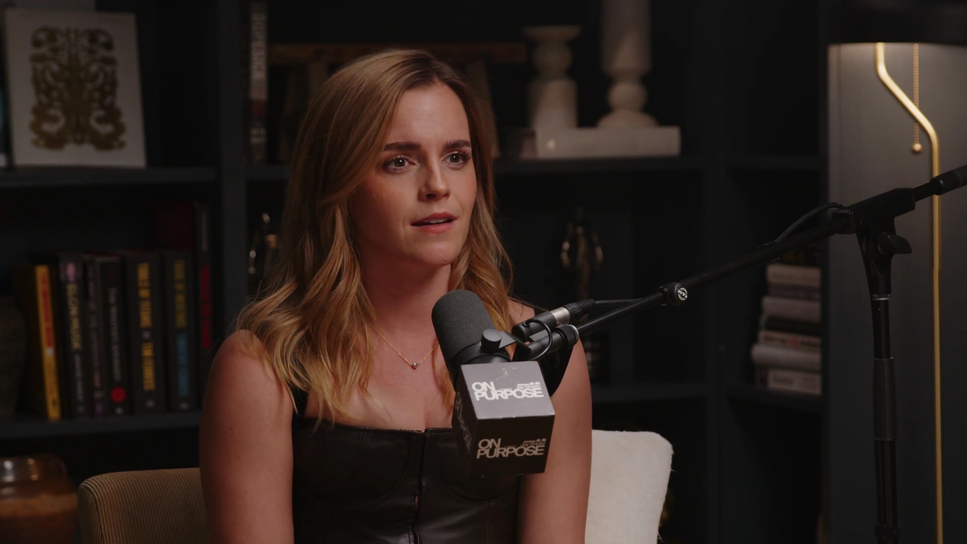 EmmaWatsonFan-dot-nl_2025OnPurposeWithJayShetty0750.jpg