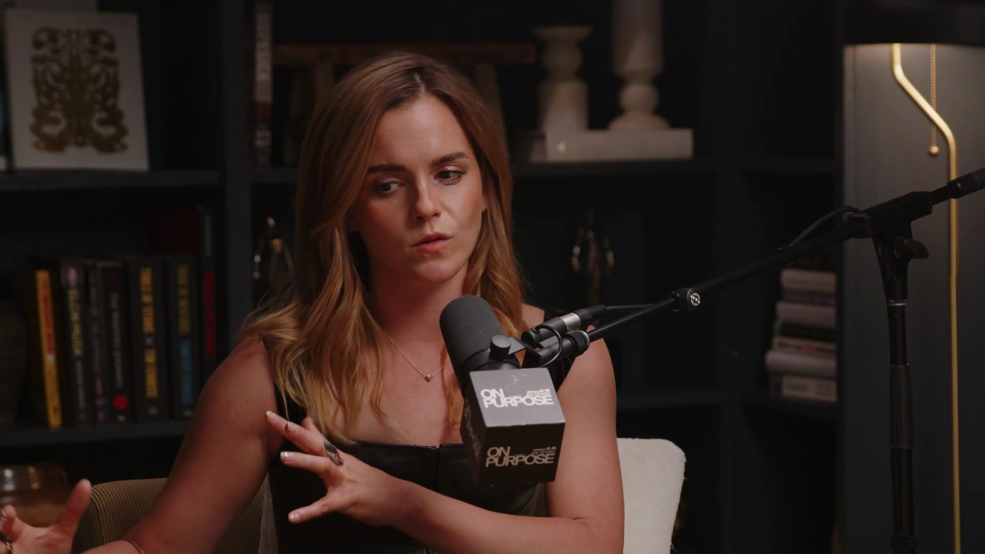 EmmaWatsonFan-dot-nl_2025OnPurposeWithJayShetty0840.jpg