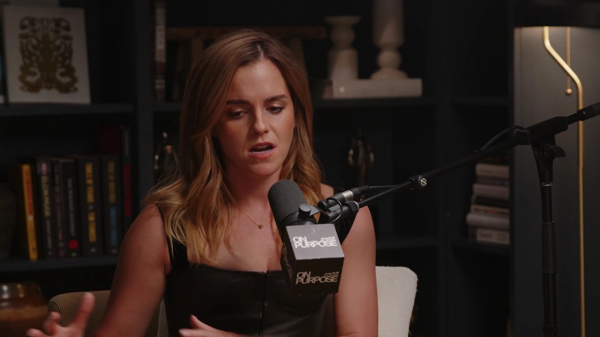 EmmaWatsonFan-dot-nl_2025OnPurposeWithJayShetty0841.jpg