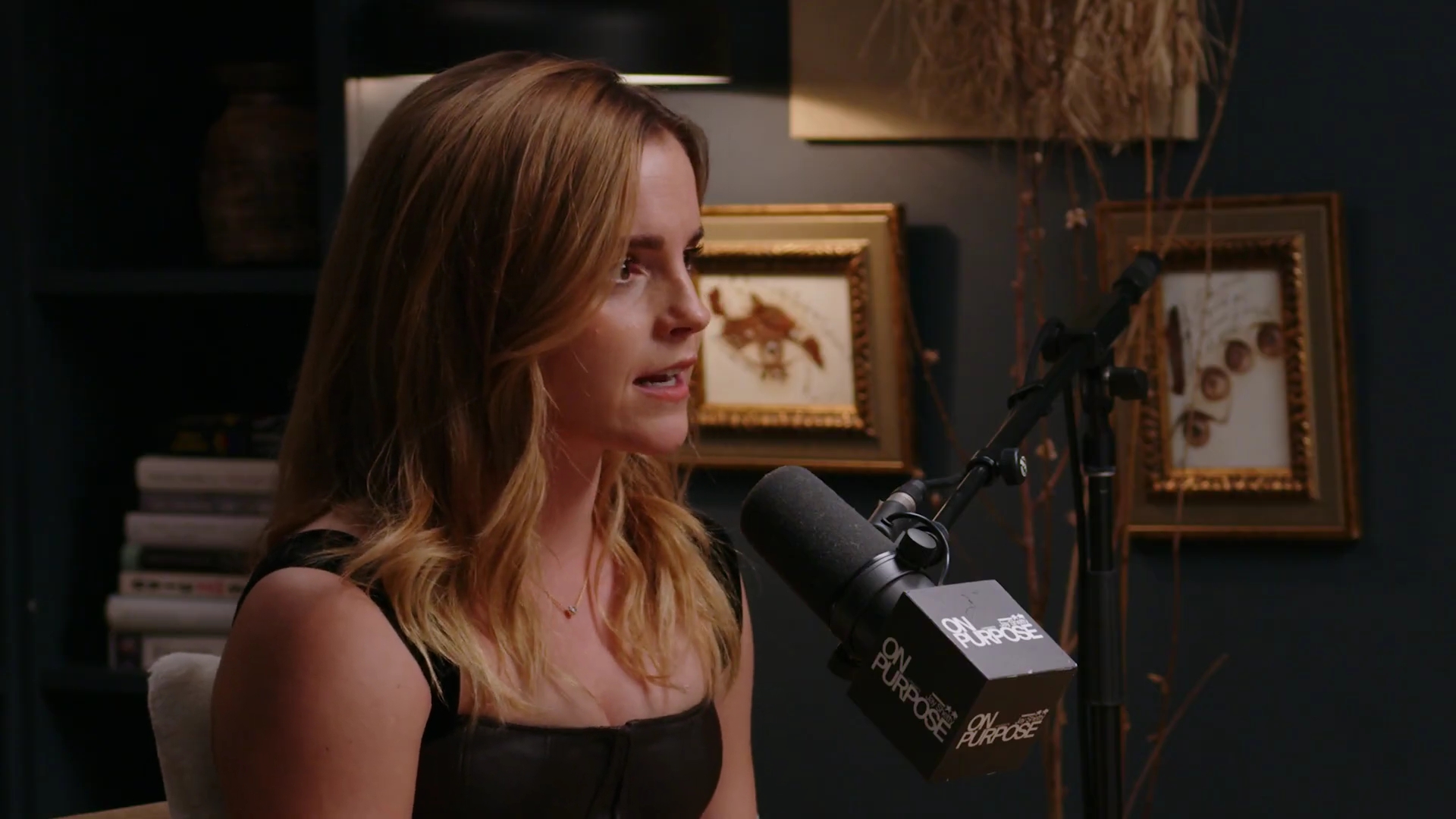 EmmaWatsonFan-dot-nl_2025OnPurposeWithJayShetty0863.jpg