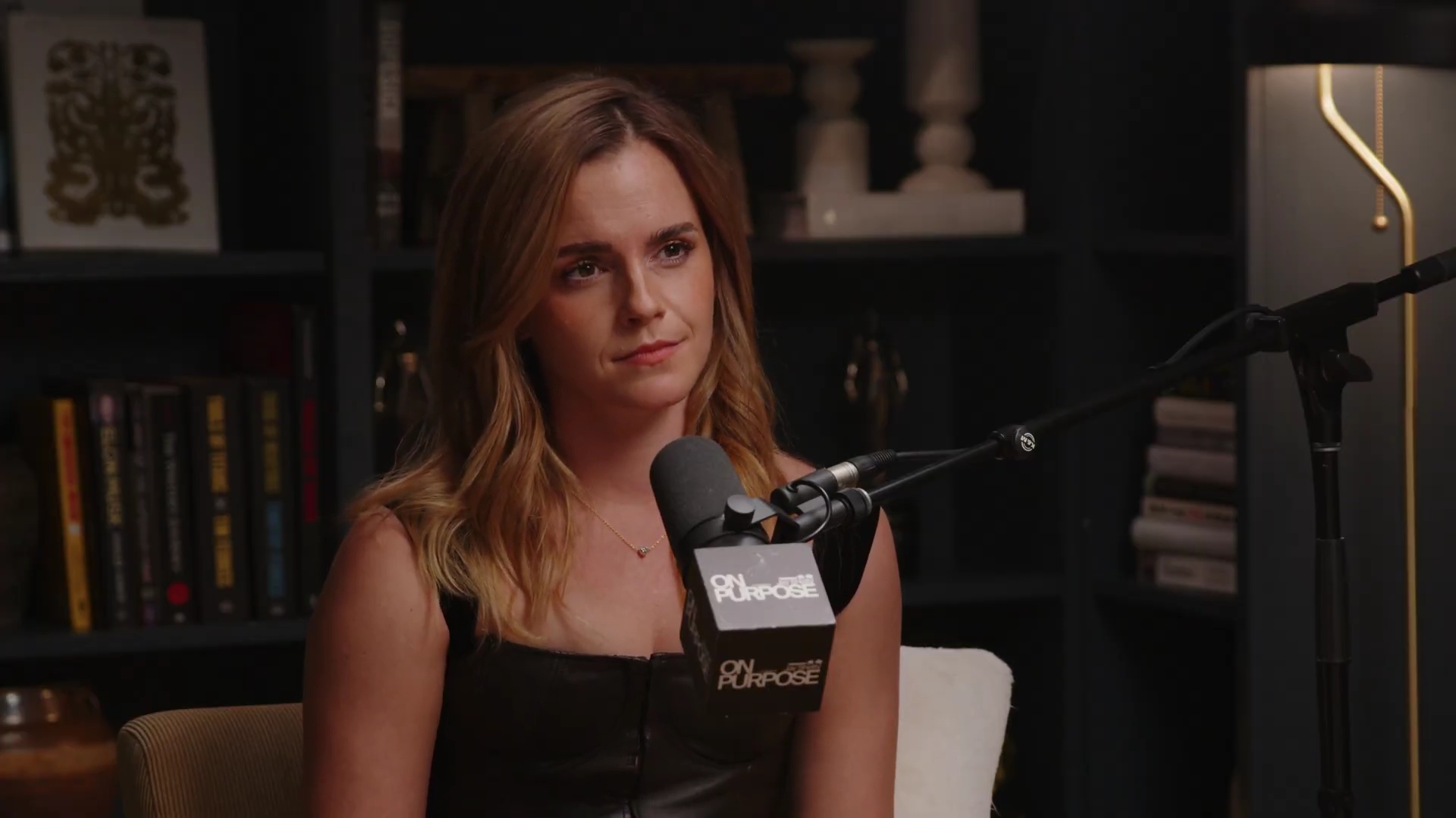EmmaWatsonFan-dot-nl_2025OnPurposeWithJayShetty0911.jpg