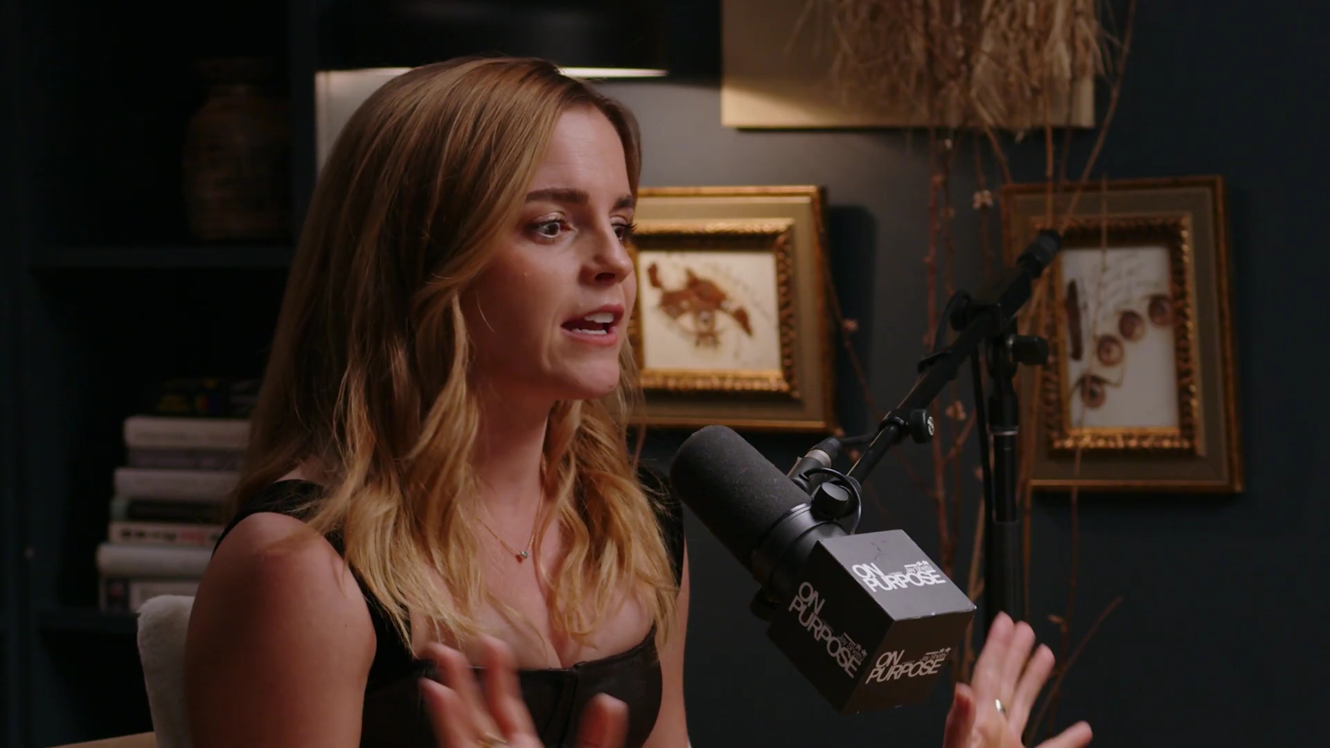 EmmaWatsonFan-dot-nl_2025OnPurposeWithJayShetty0967.jpg