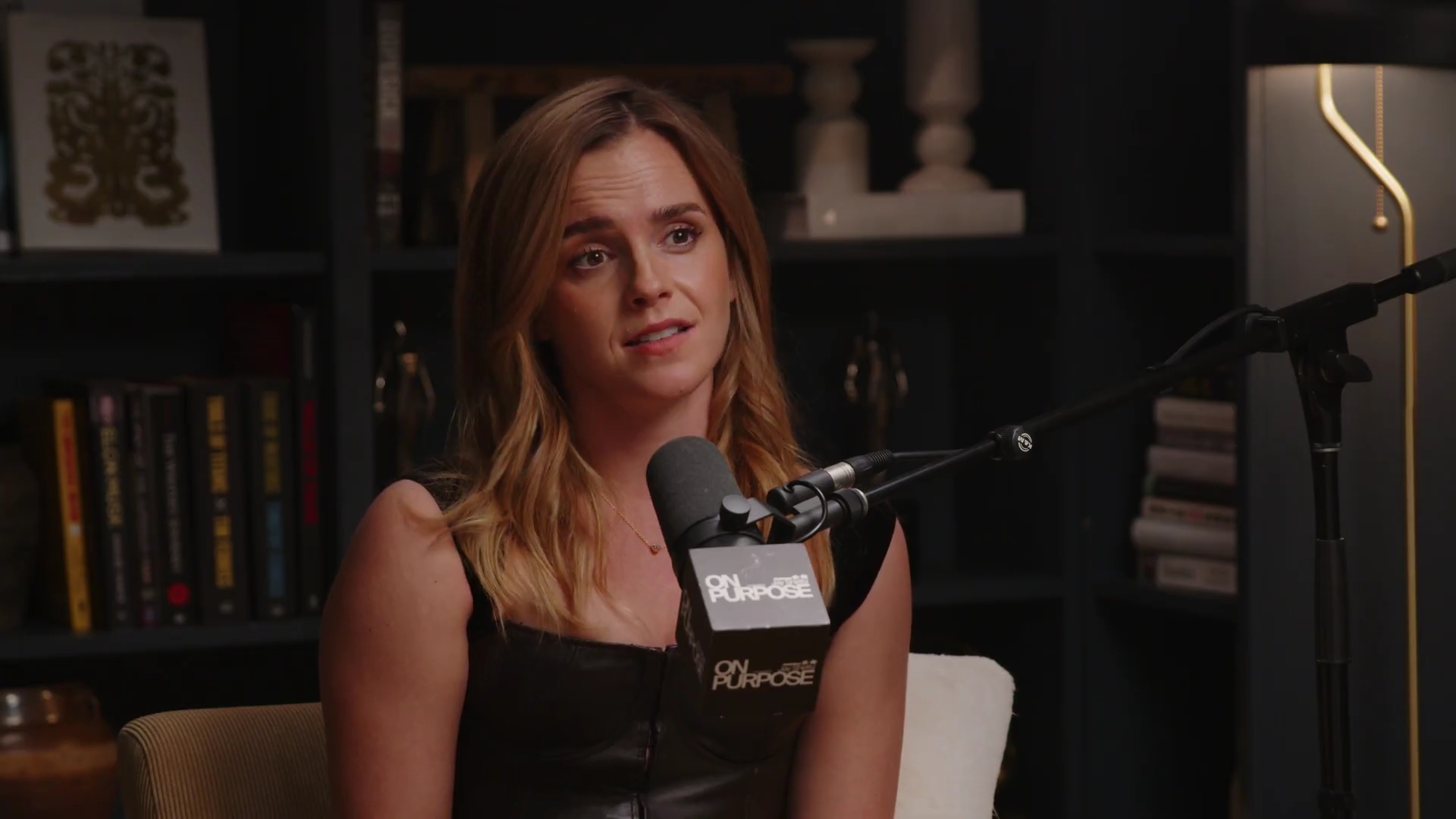 EmmaWatsonFan-dot-nl_2025OnPurposeWithJayShetty1021.jpg