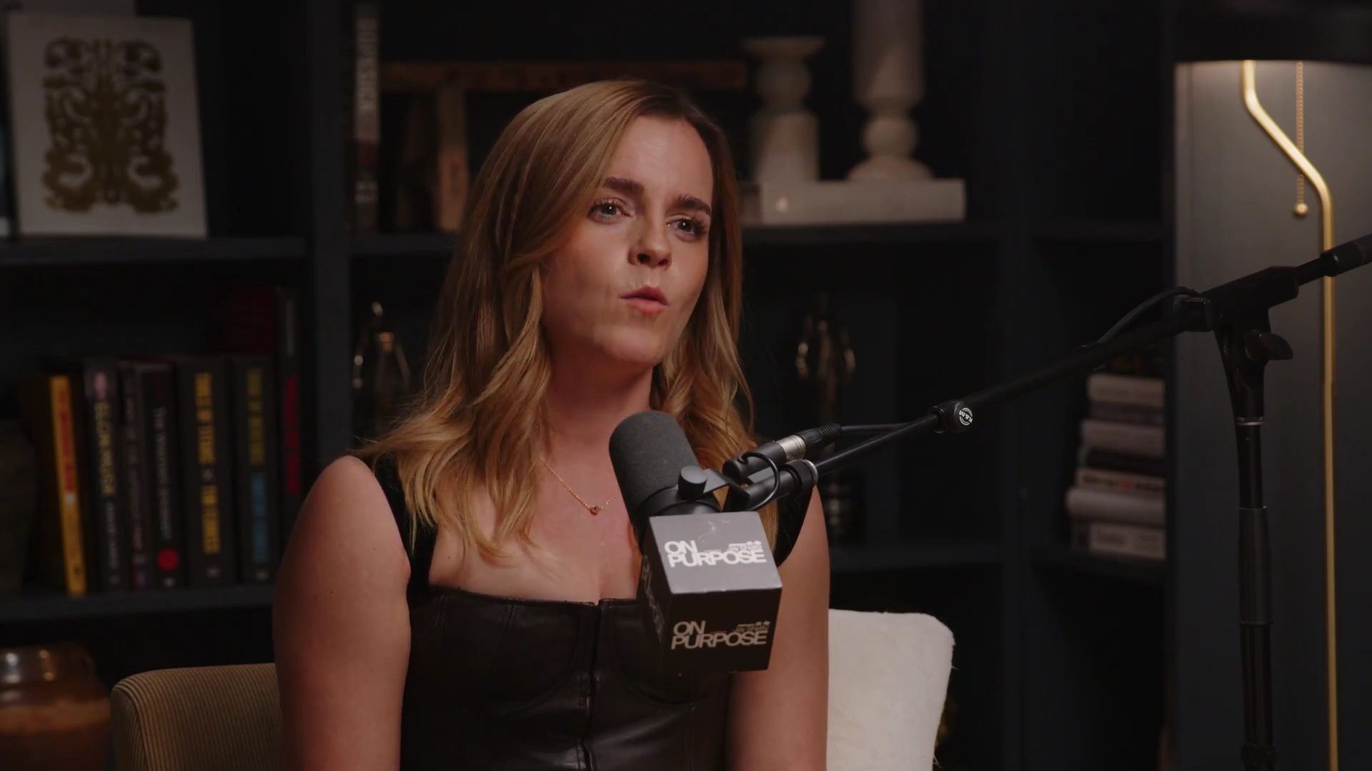 EmmaWatsonFan-dot-nl_2025OnPurposeWithJayShetty1046.jpg