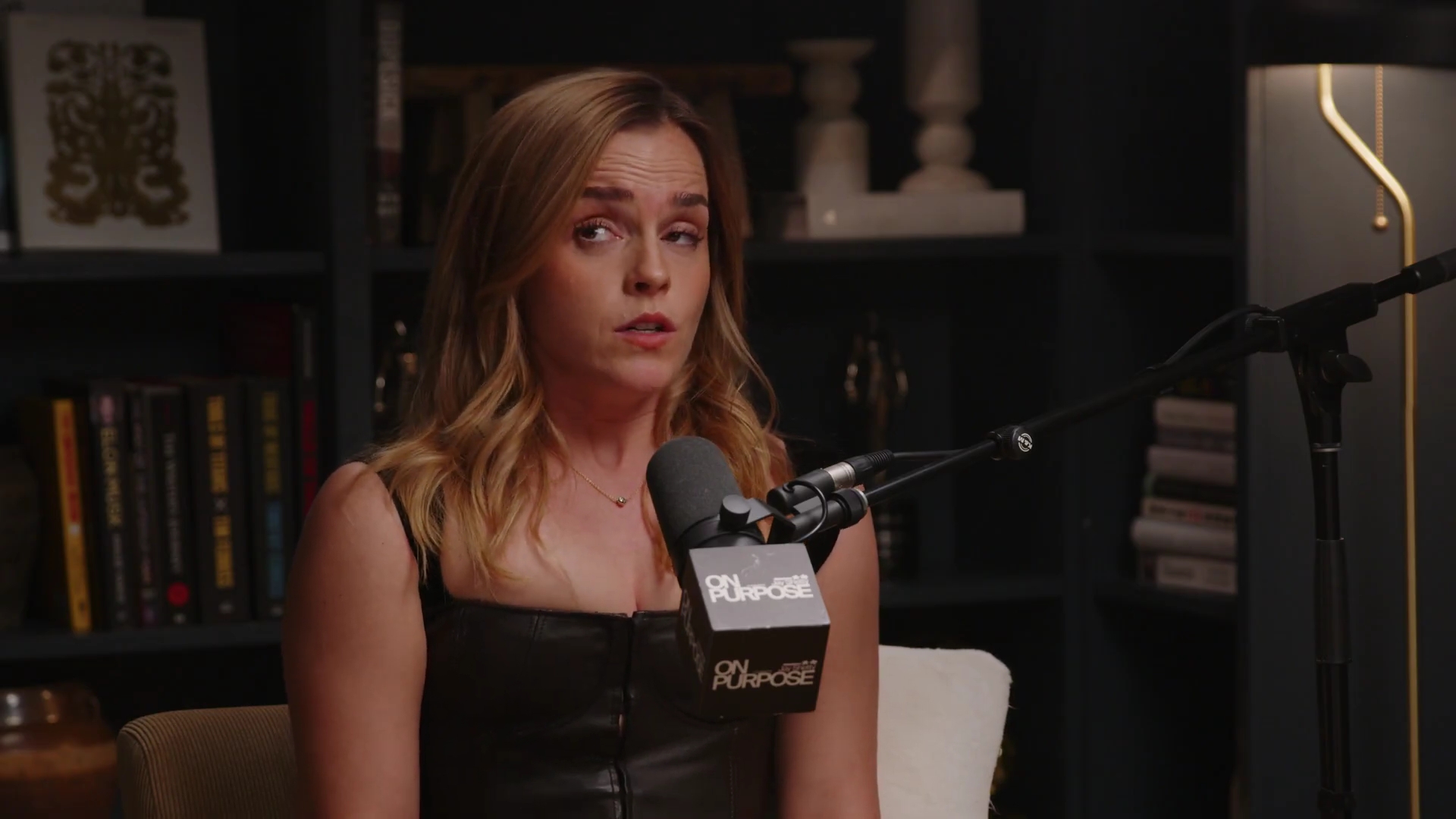EmmaWatsonFan-dot-nl_2025OnPurposeWithJayShetty1146.jpg
