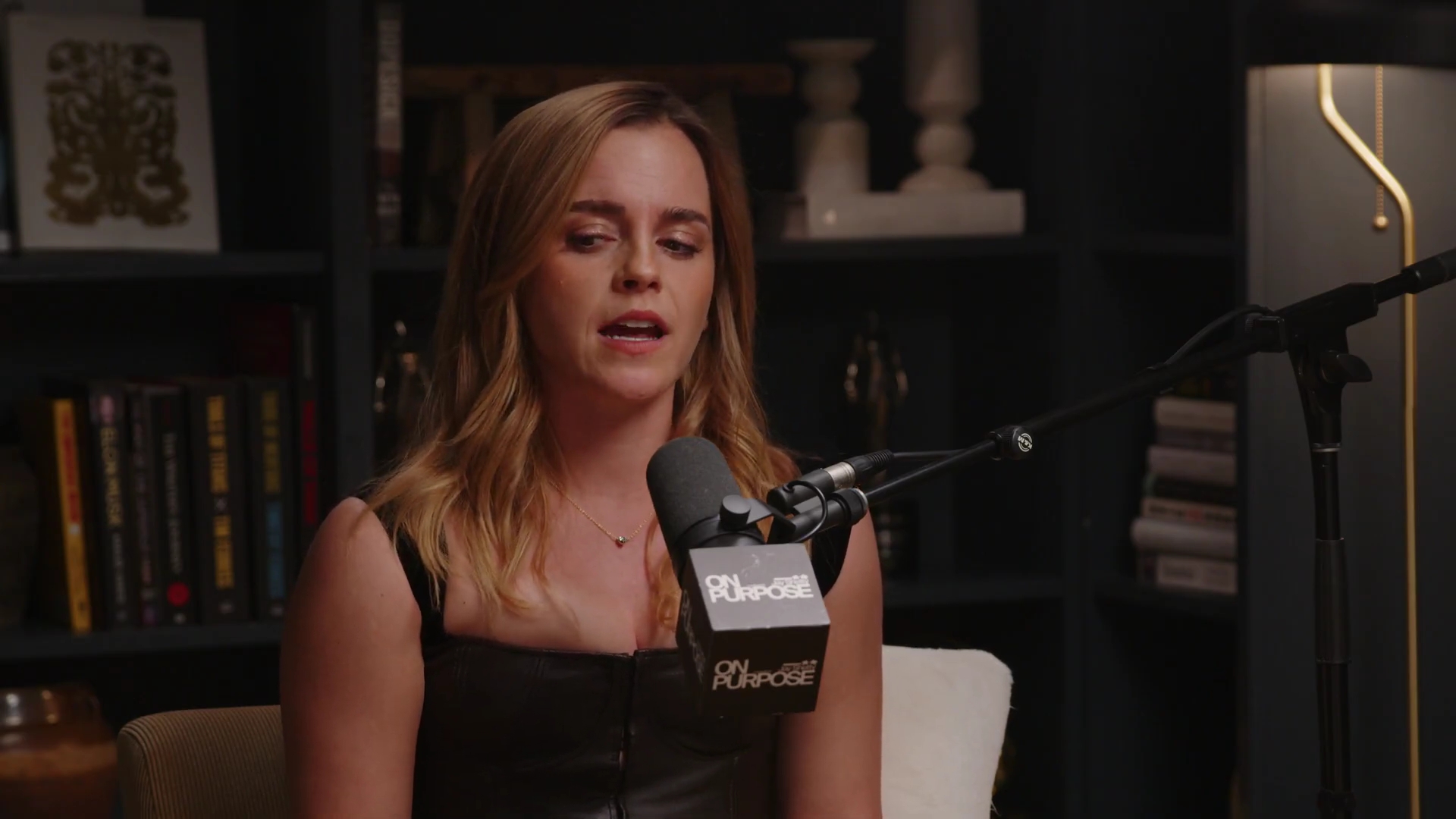 EmmaWatsonFan-dot-nl_2025OnPurposeWithJayShetty1148.jpg