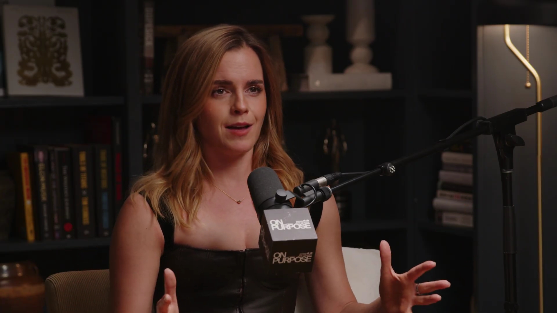 EmmaWatsonFan-dot-nl_2025OnPurposeWithJayShetty1365.jpg