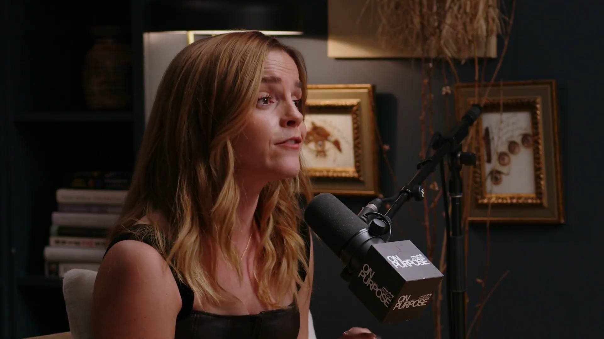 EmmaWatsonFan-dot-nl_2025OnPurposeWithJayShetty1390.jpg