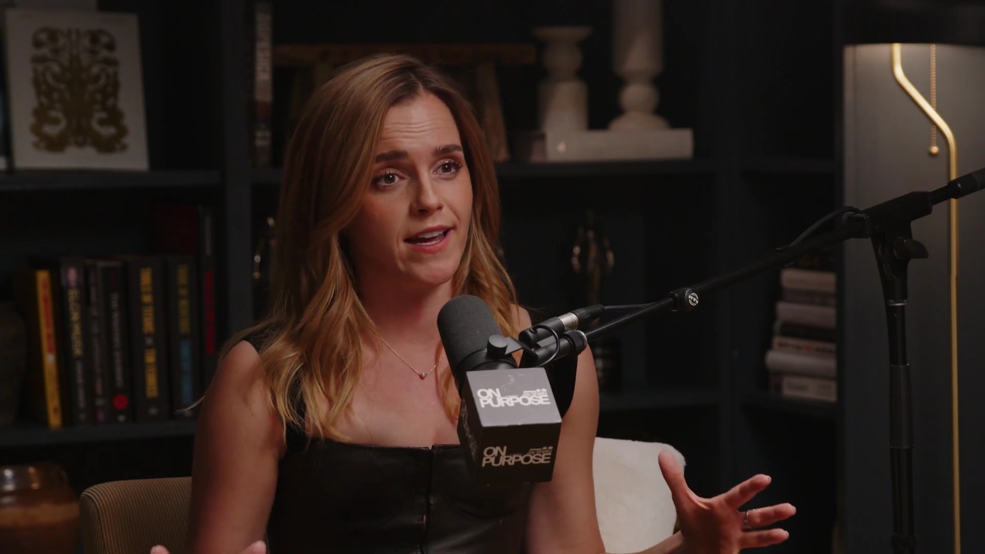 EmmaWatsonFan-dot-nl_2025OnPurposeWithJayShetty1465.jpg