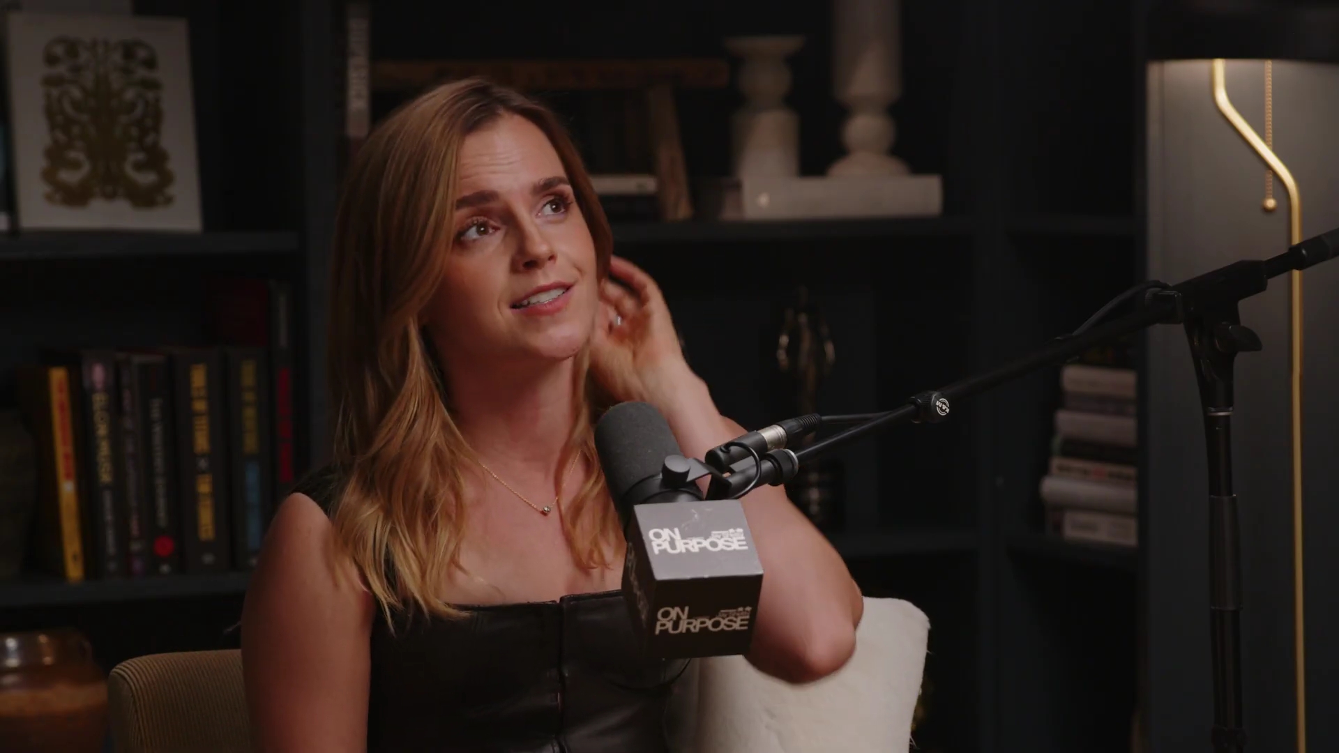 EmmaWatsonFan-dot-nl_2025OnPurposeWithJayShetty1492.jpg