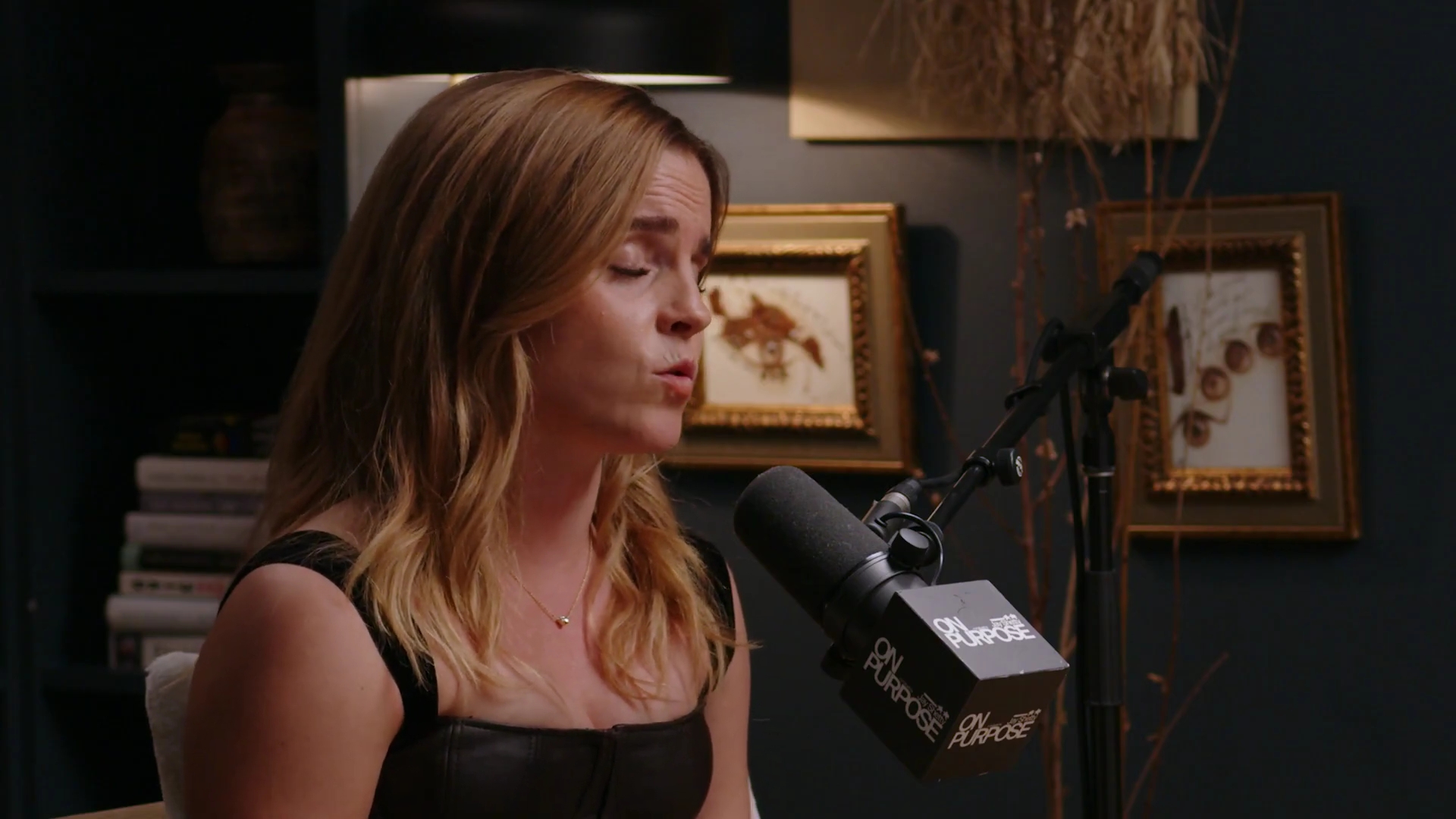 EmmaWatsonFan-dot-nl_2025OnPurposeWithJayShetty1536.jpg