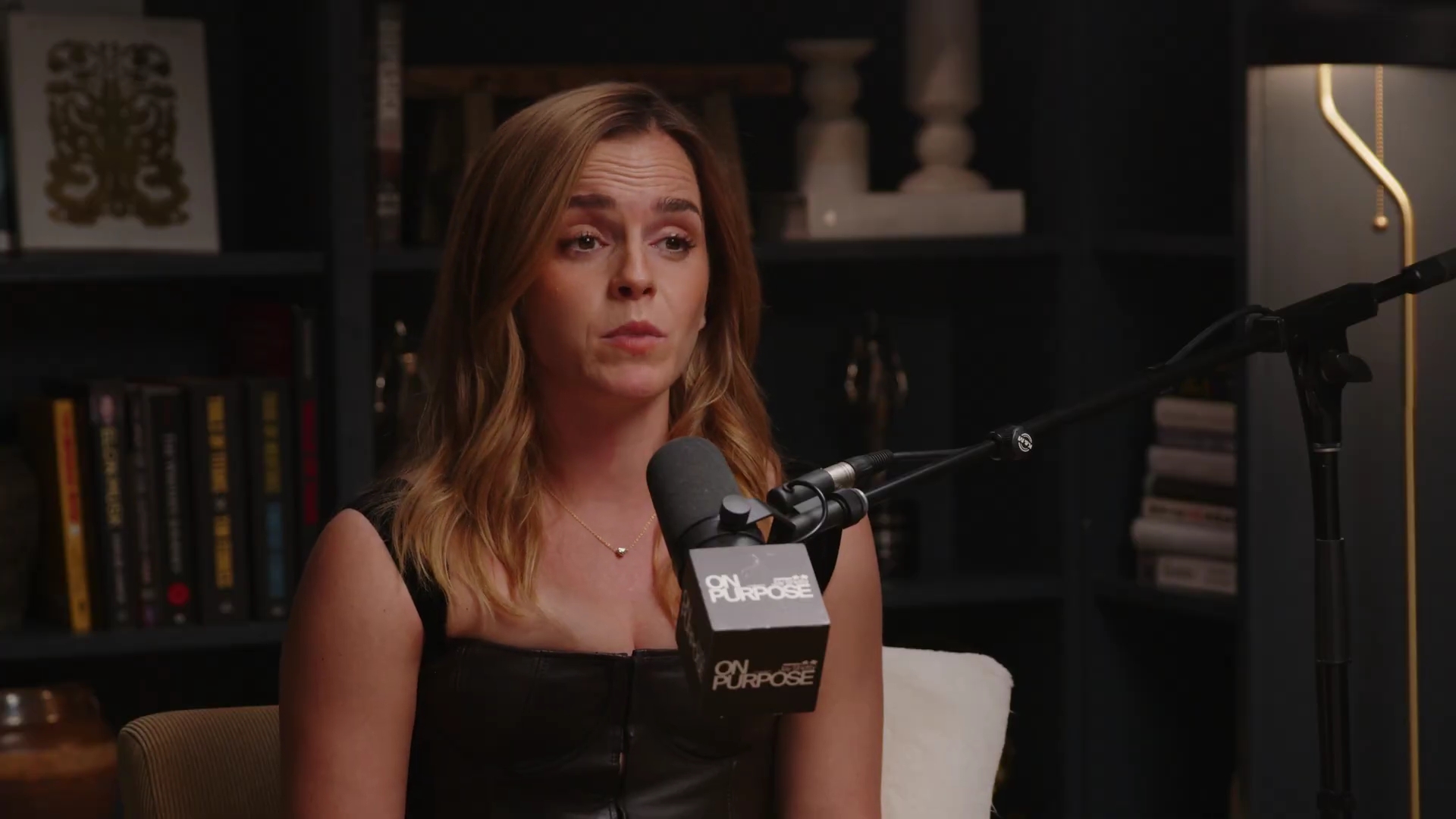 EmmaWatsonFan-dot-nl_2025OnPurposeWithJayShetty1553.jpg