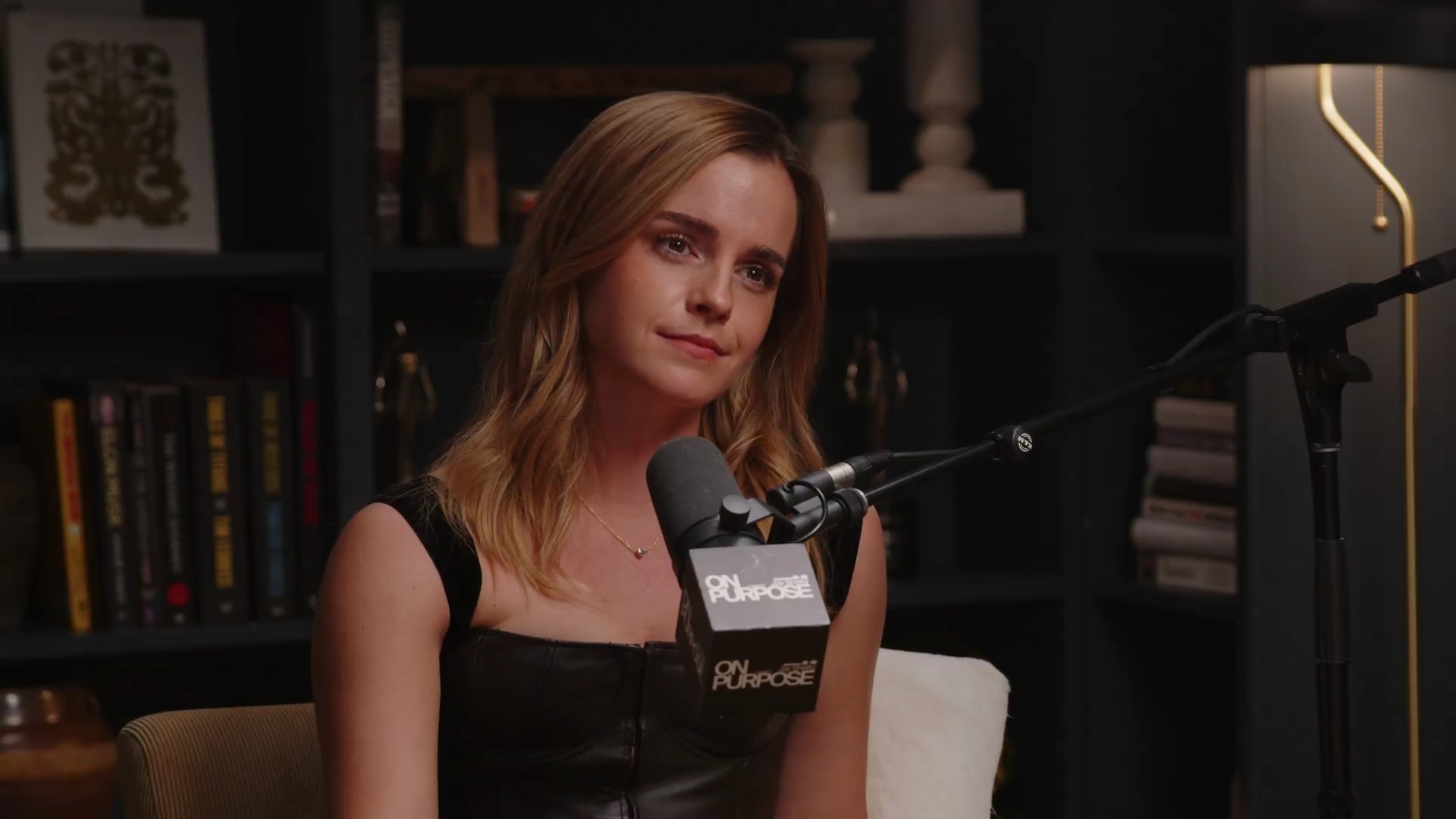 EmmaWatsonFan-dot-nl_2025OnPurposeWithJayShetty1599.jpg