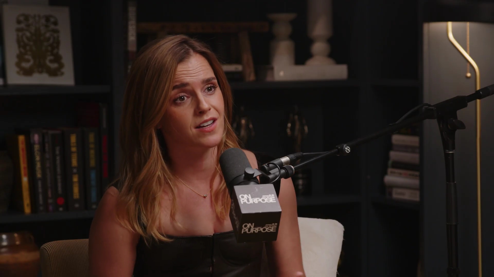EmmaWatsonFan-dot-nl_2025OnPurposeWithJayShetty1652.jpg