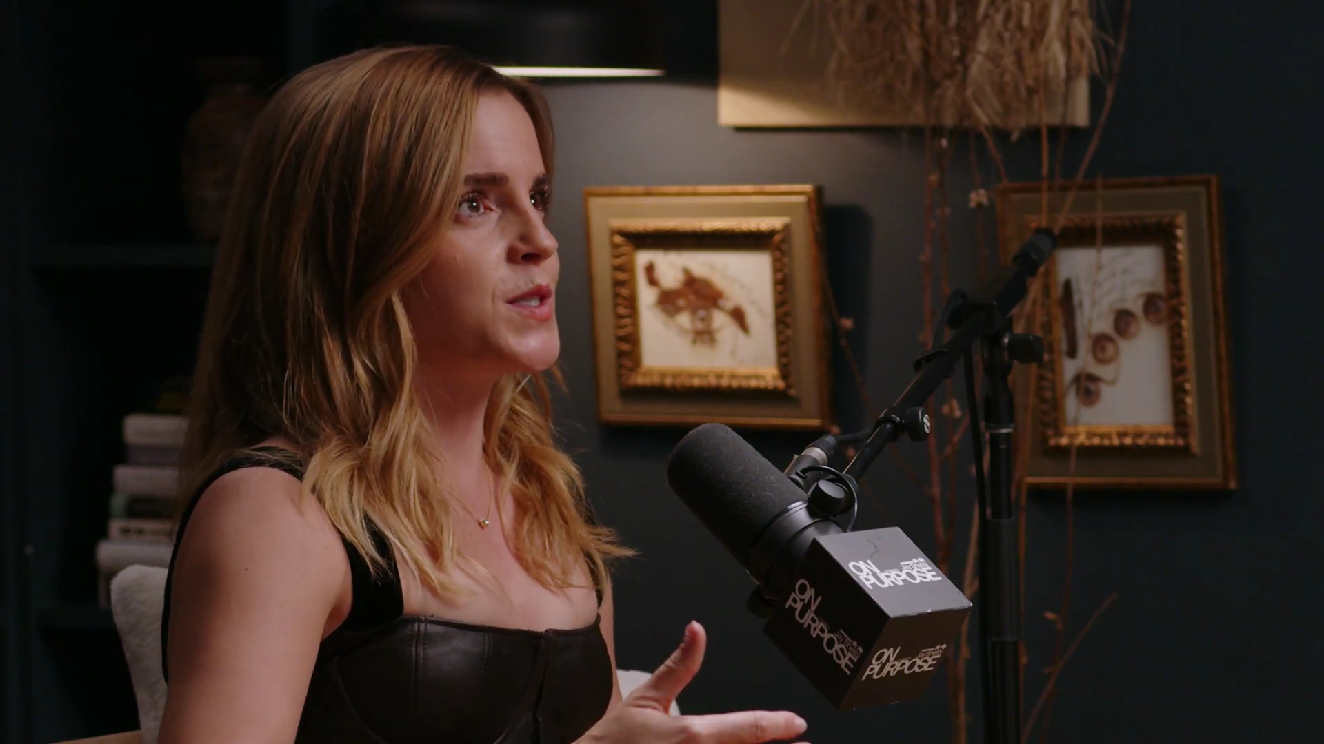 EmmaWatsonFan-dot-nl_2025OnPurposeWithJayShetty1709.jpg