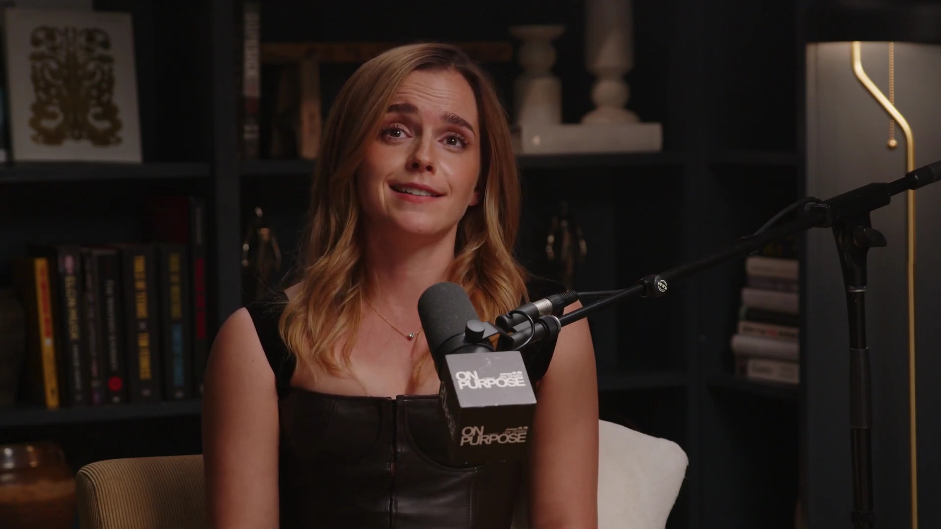 EmmaWatsonFan-dot-nl_2025OnPurposeWithJayShetty1779.jpg